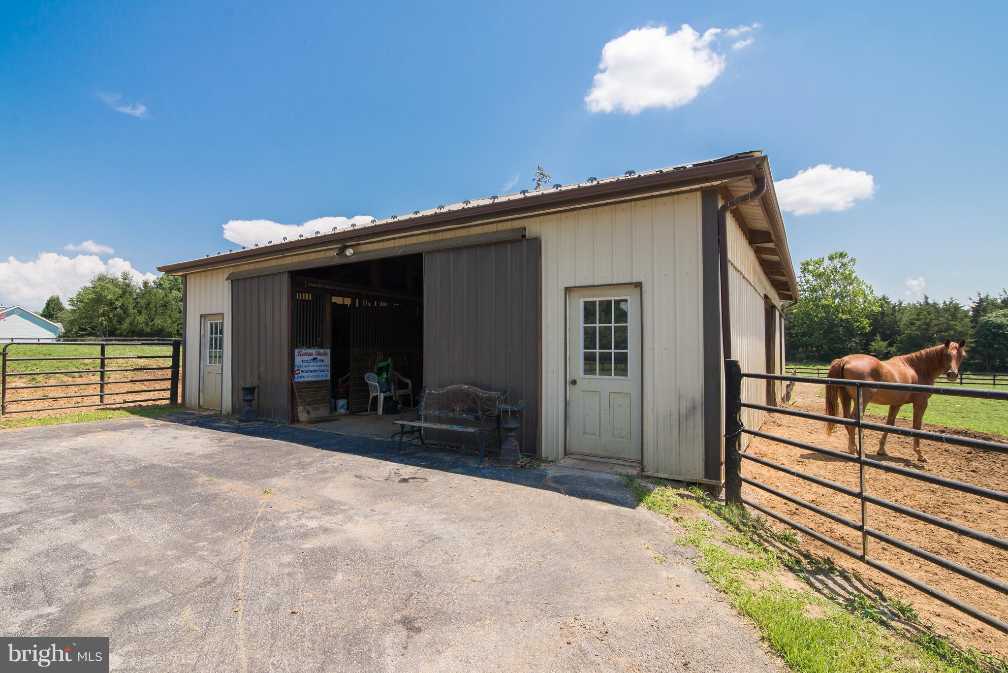 VIOLET KNOLL - Residential