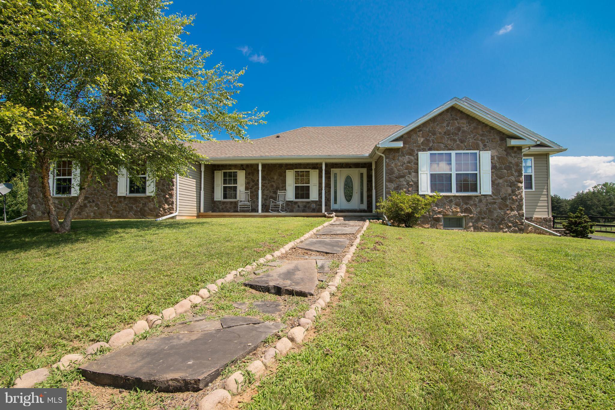 VIOLET KNOLL - Residential