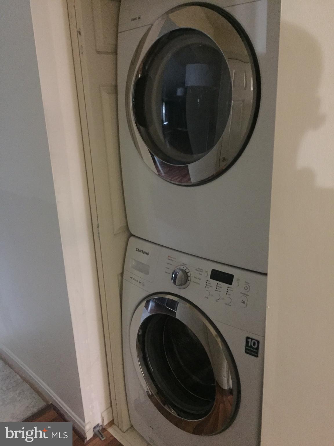 APPLEGATE CONDO - Residential