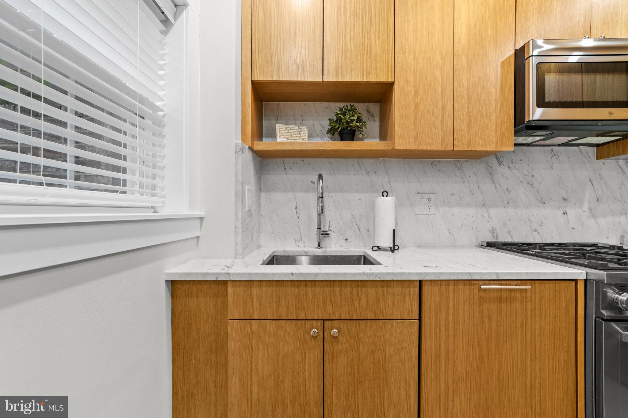 WASHINGTON SQ WEST - Residential