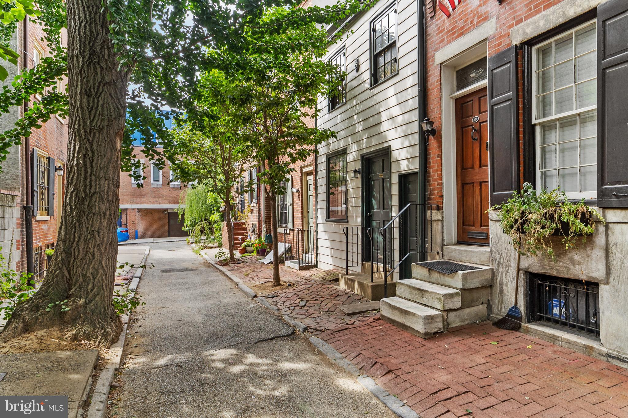 321 S FAWN STREET