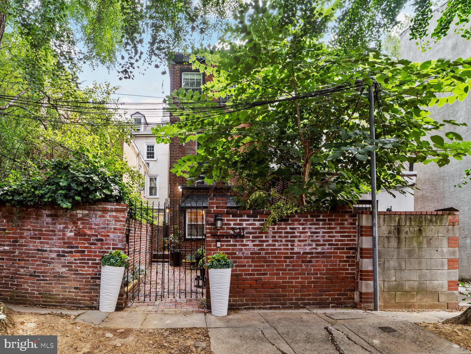 321 S FAWN STREET