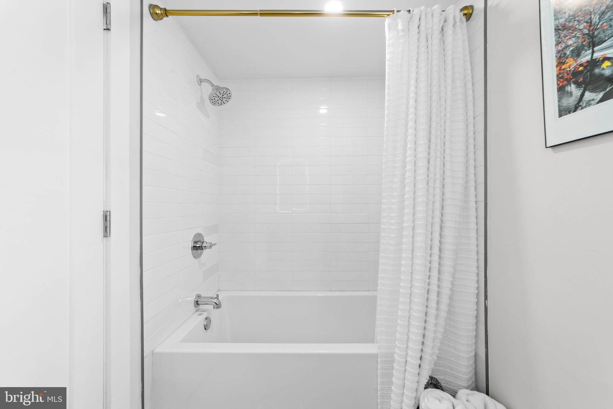 WASHINGTON SQ WEST - Residential