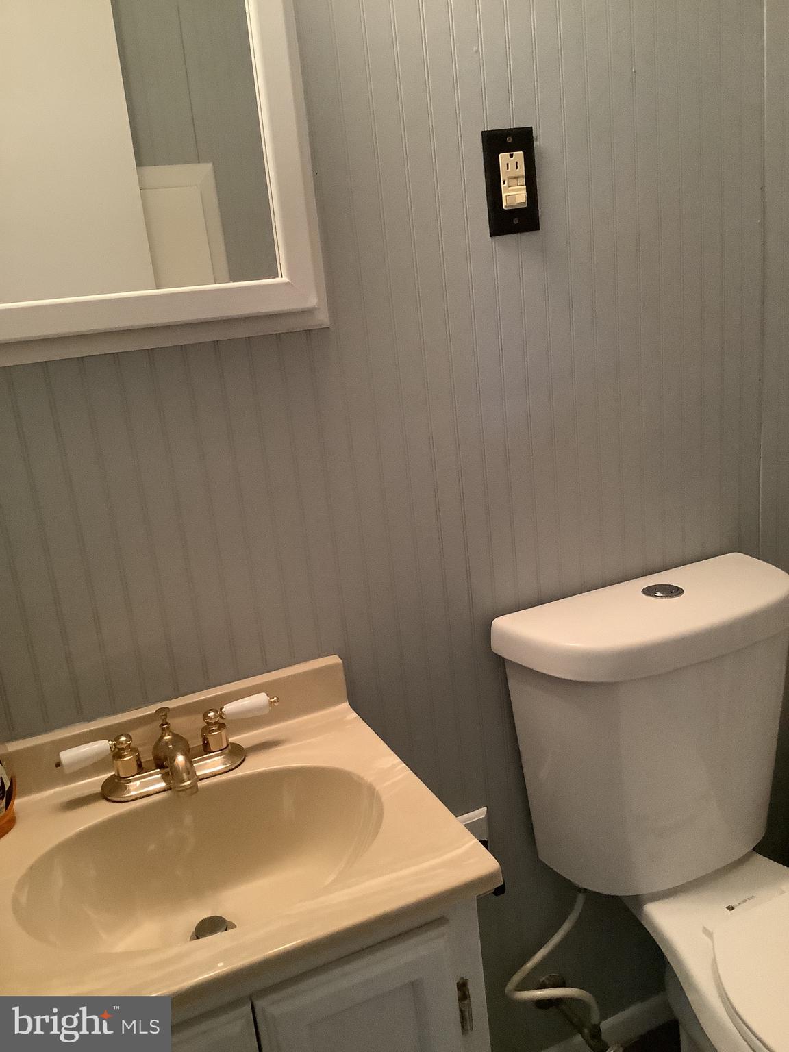 CONSTANT FRIENDSHIP - Residential Lease