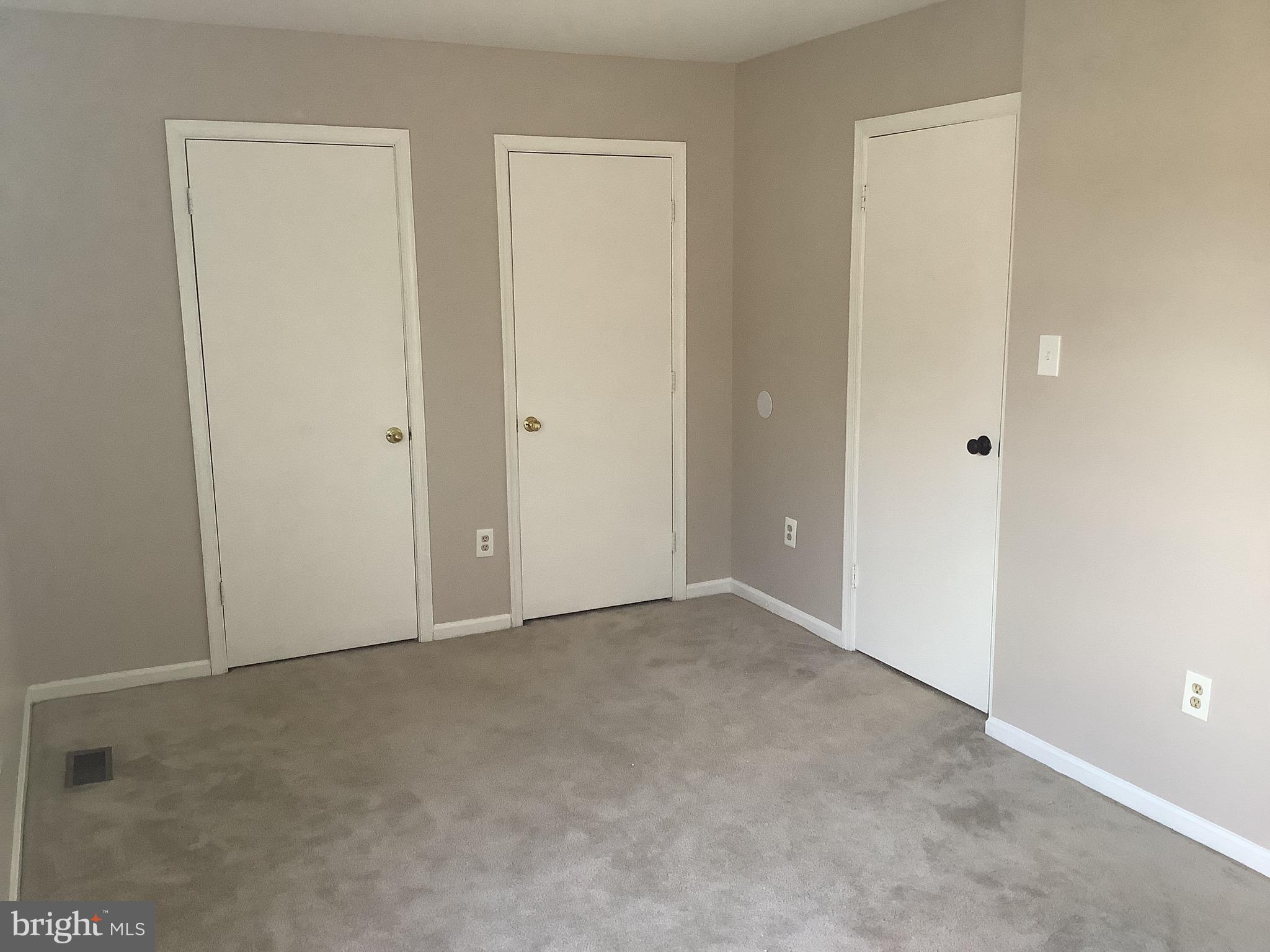 CONSTANT FRIENDSHIP - Residential Lease