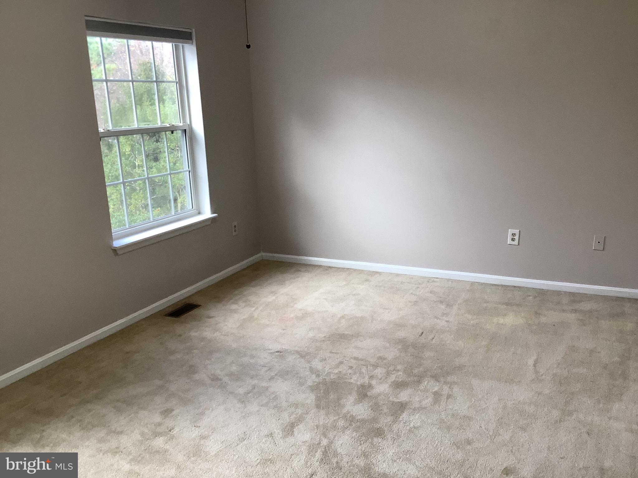 CONSTANT FRIENDSHIP - Residential Lease