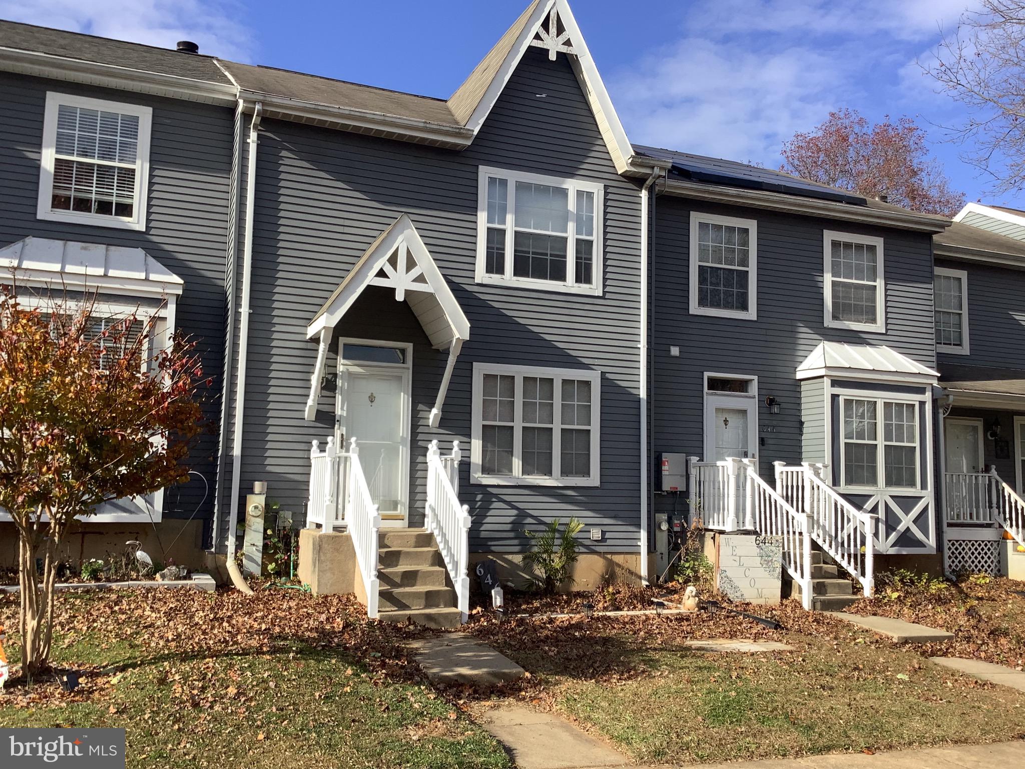 CONSTANT FRIENDSHIP - Residential Lease