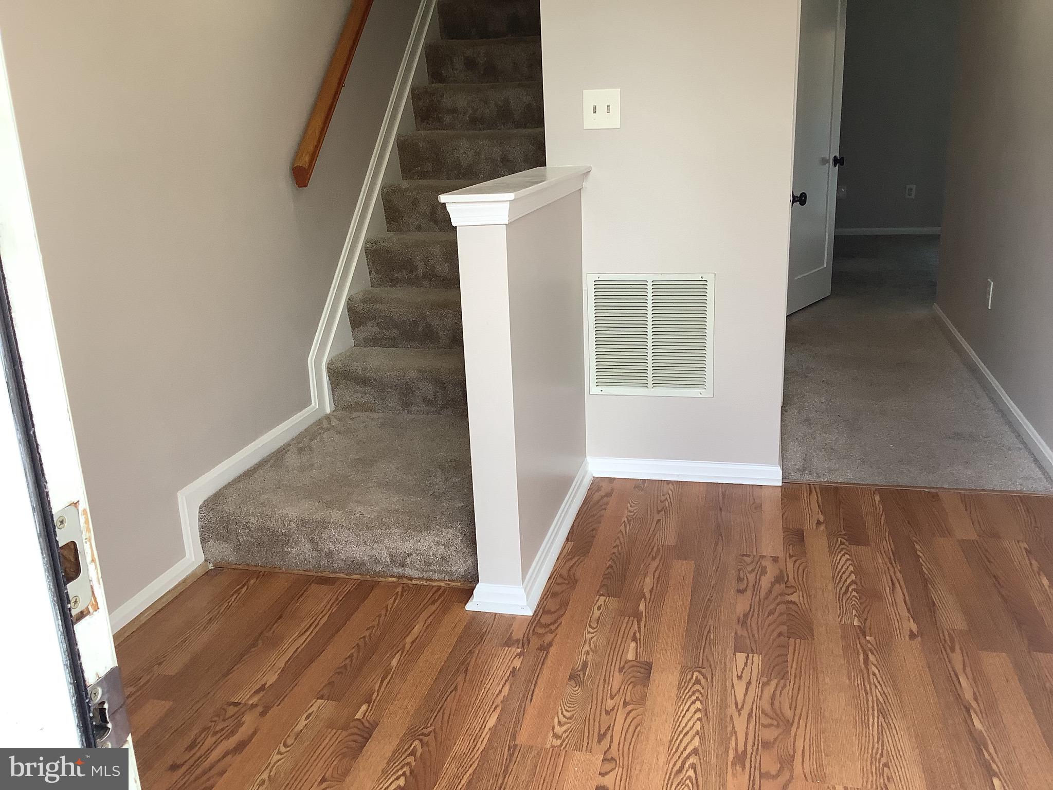 CONSTANT FRIENDSHIP - Residential Lease