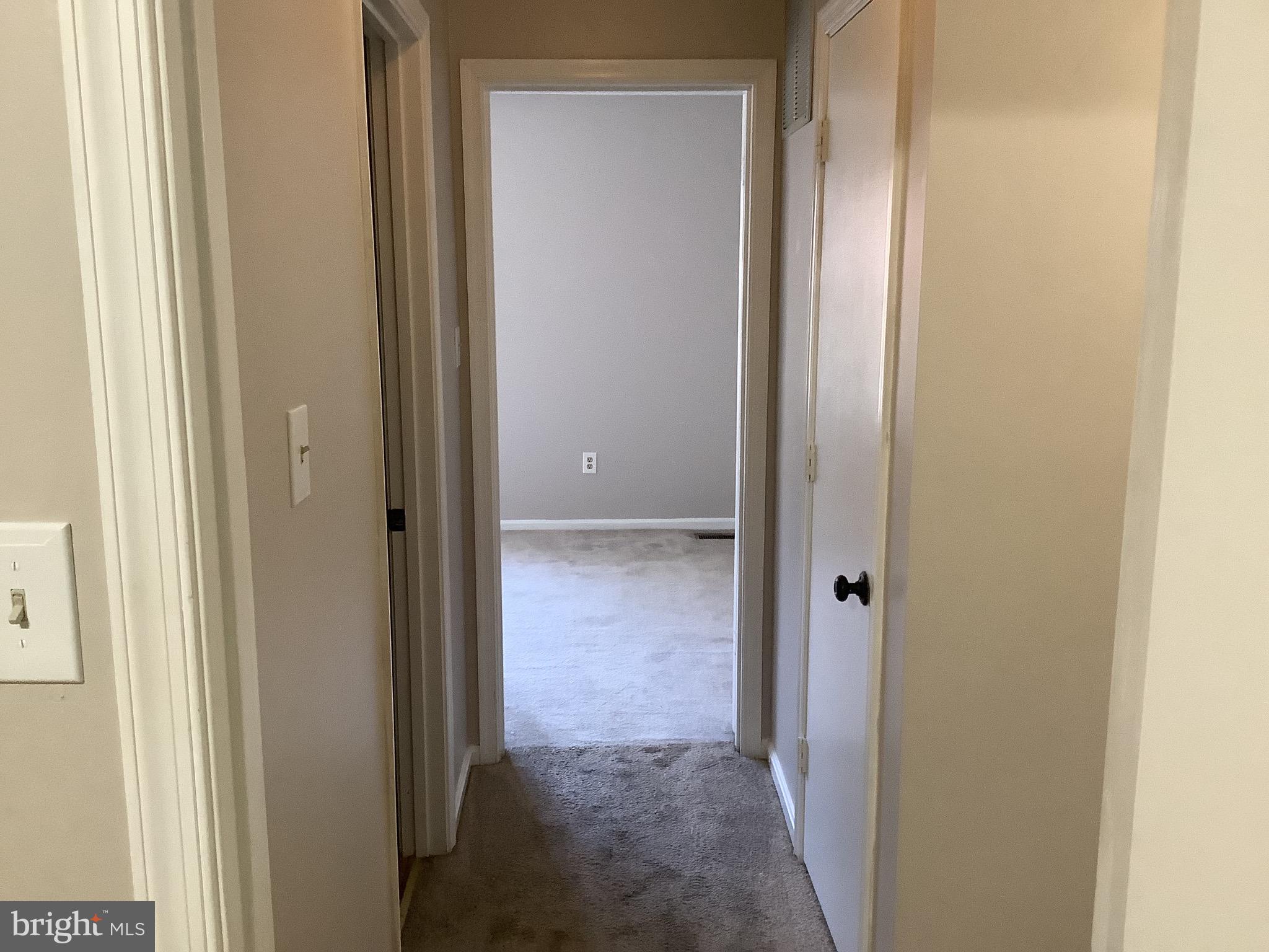 CONSTANT FRIENDSHIP - Residential Lease