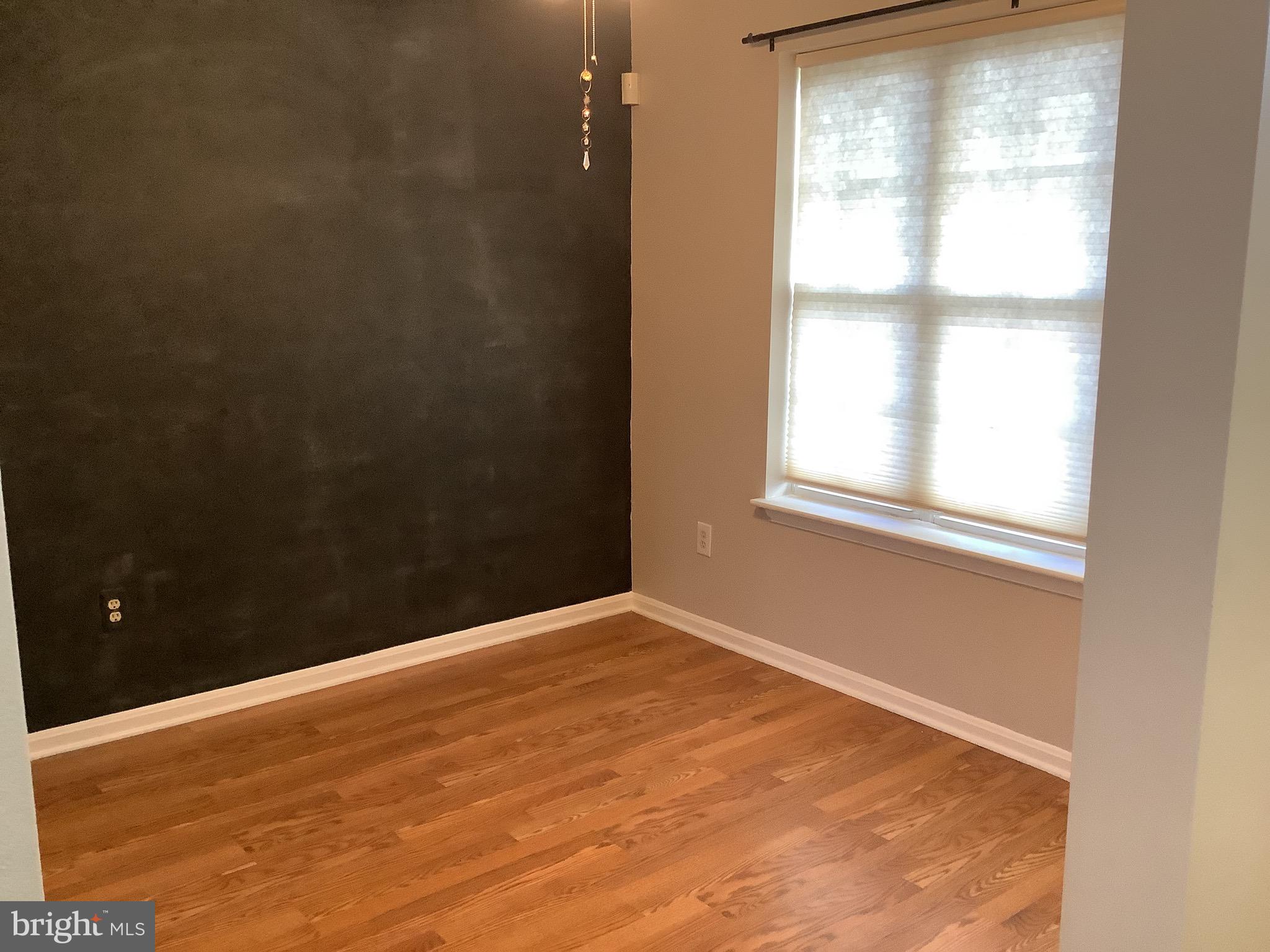 CONSTANT FRIENDSHIP - Residential Lease