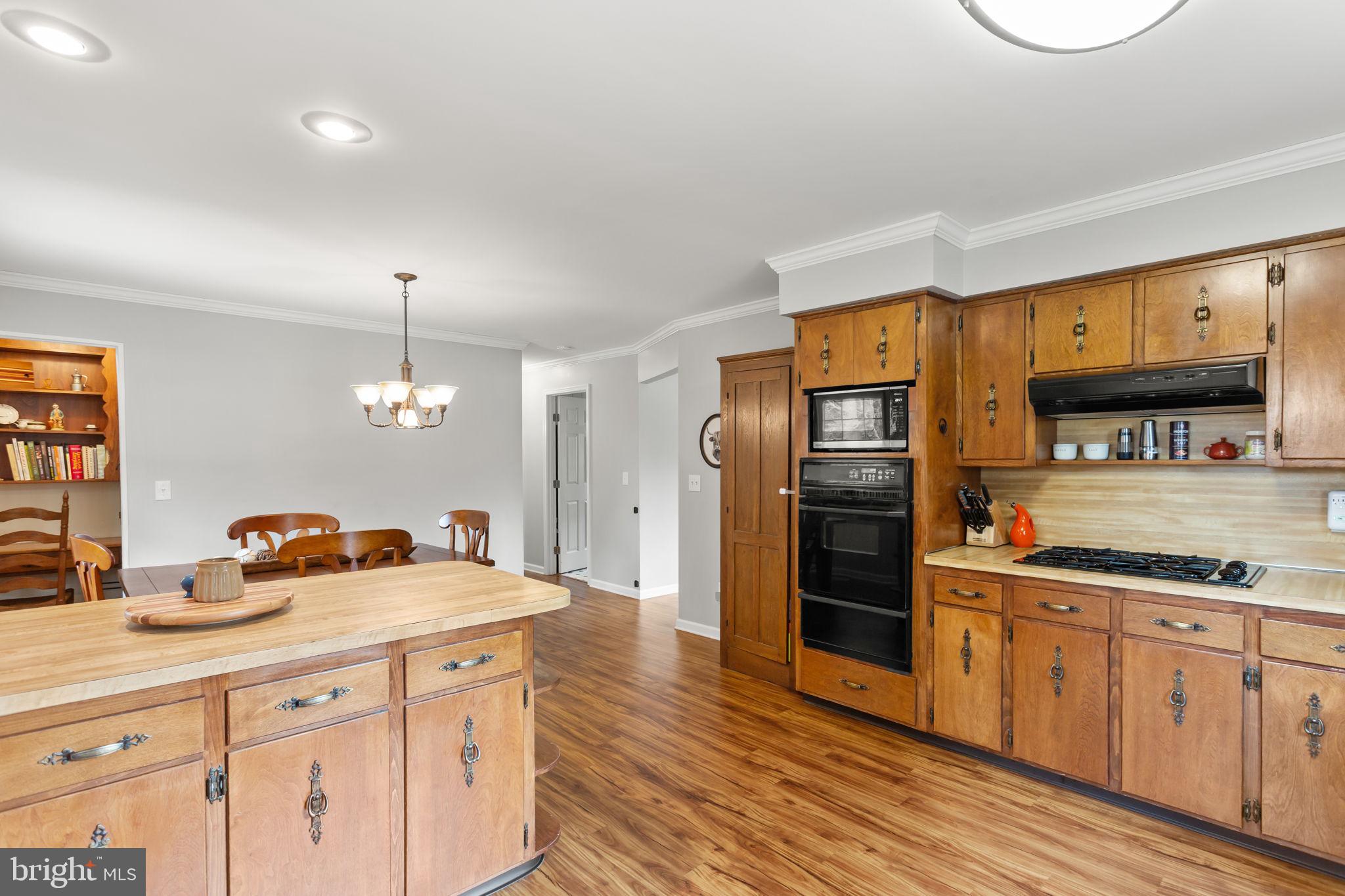 HILDRETH ESTATES - Residential