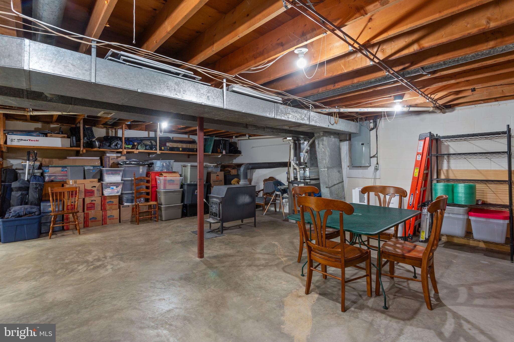 HILDRETH ESTATES - Residential