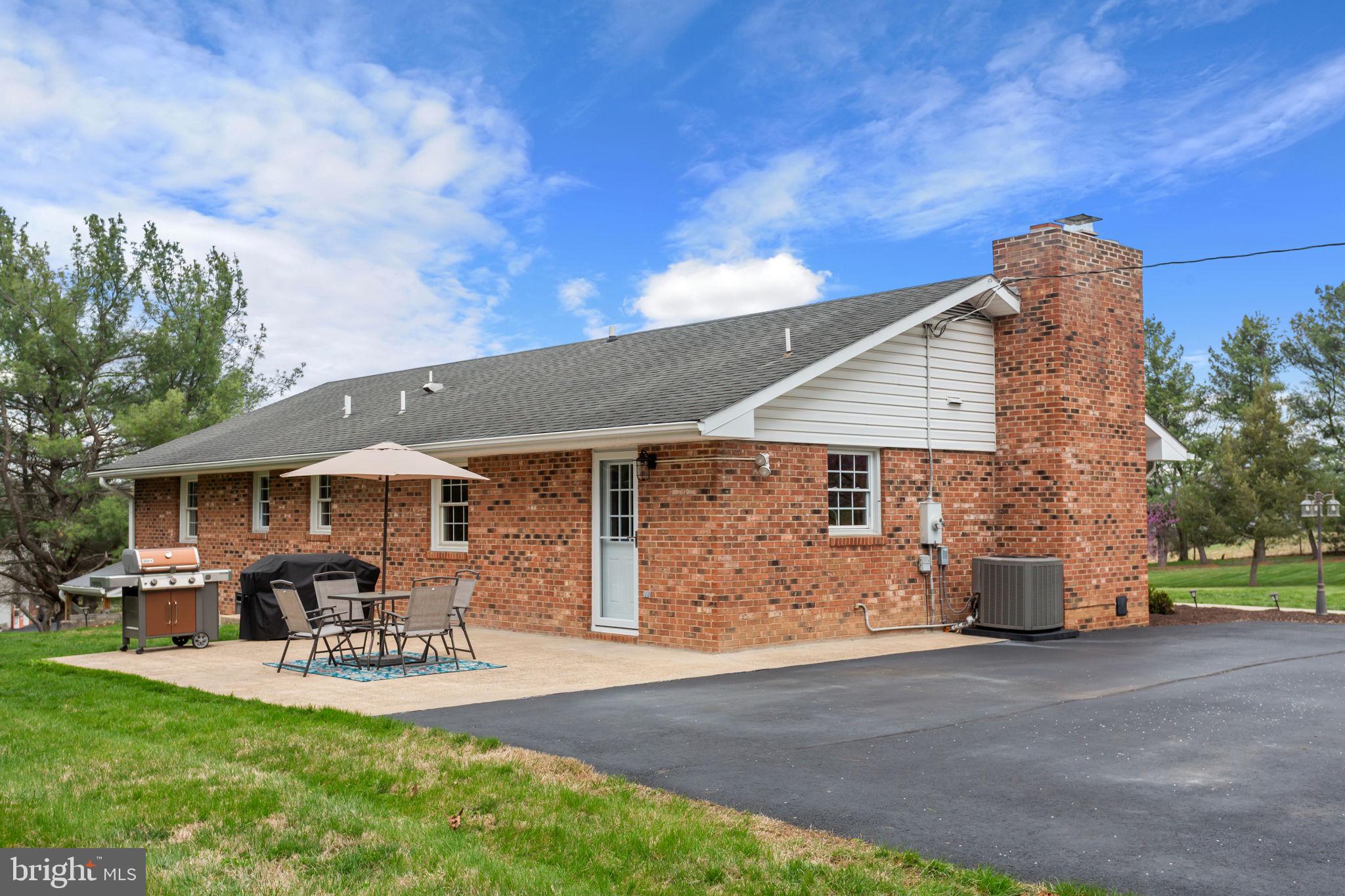 HILDRETH ESTATES - Residential