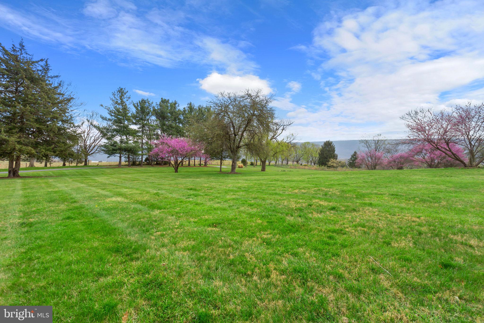 HILDRETH ESTATES - Residential