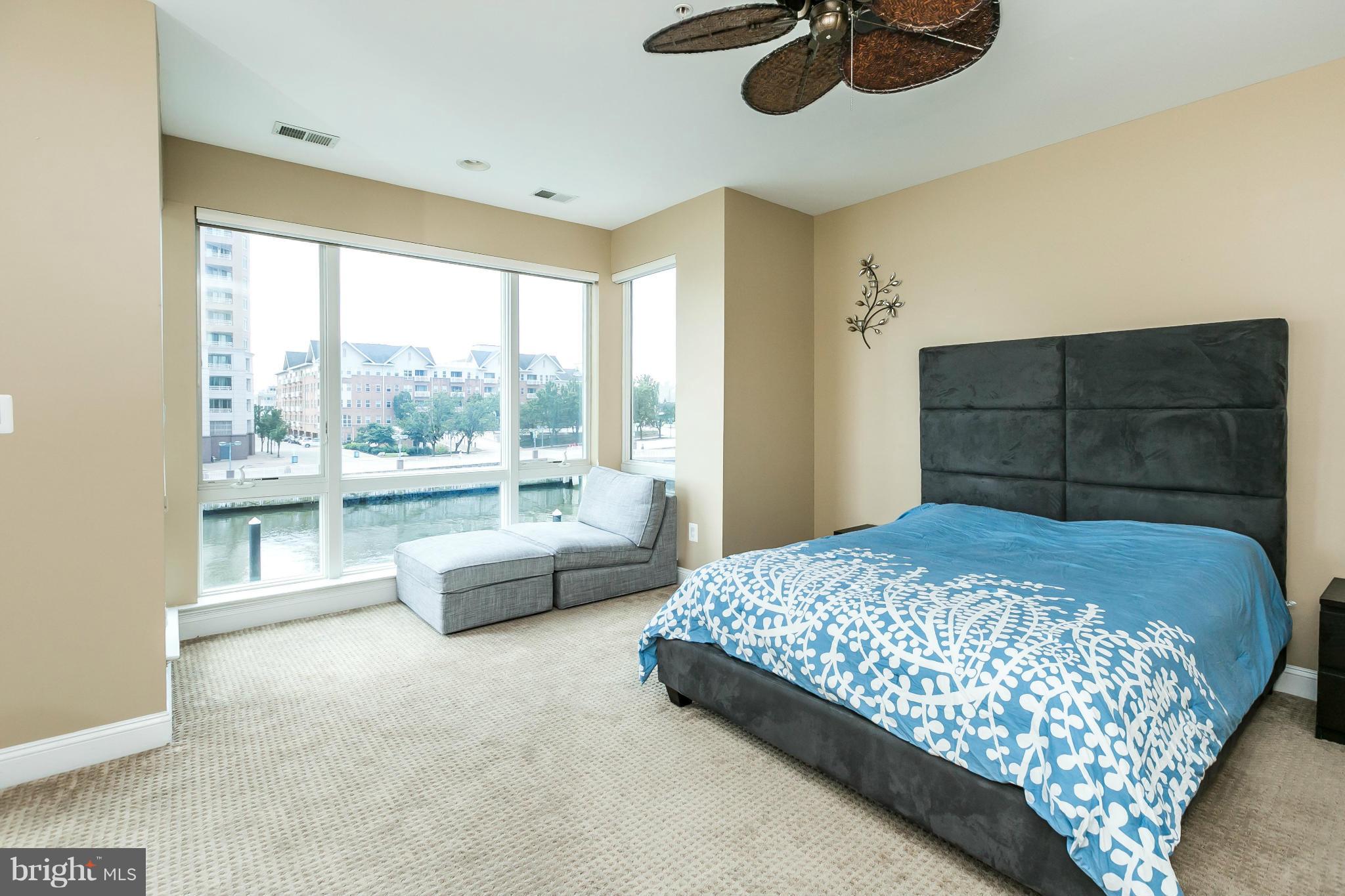 HARBORVIEW - Residential Lease