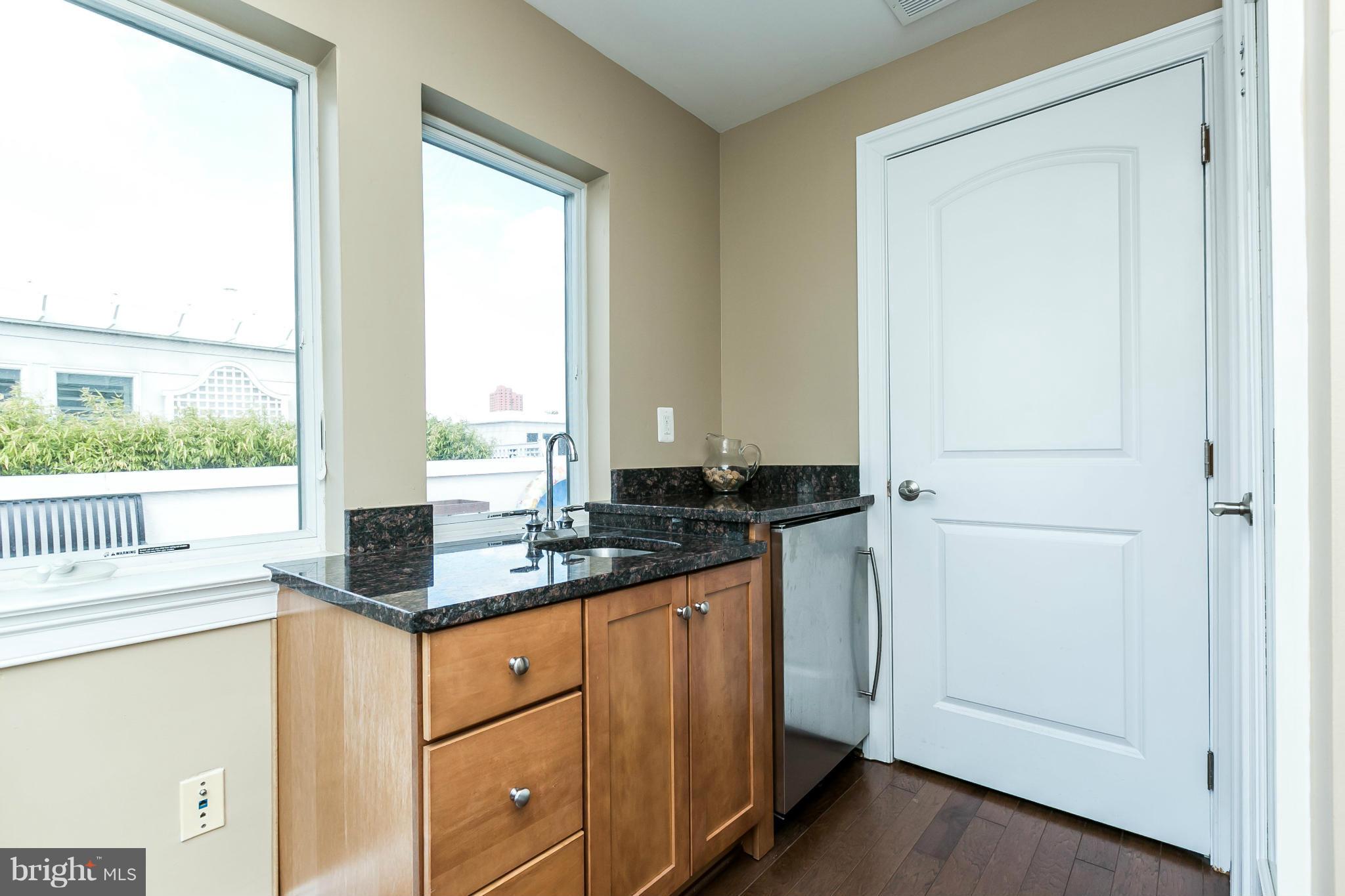 HARBORVIEW - Residential Lease