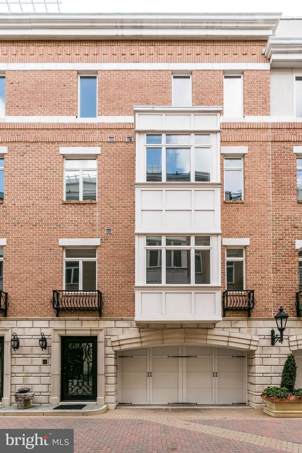 HARBORVIEW - Residential Lease