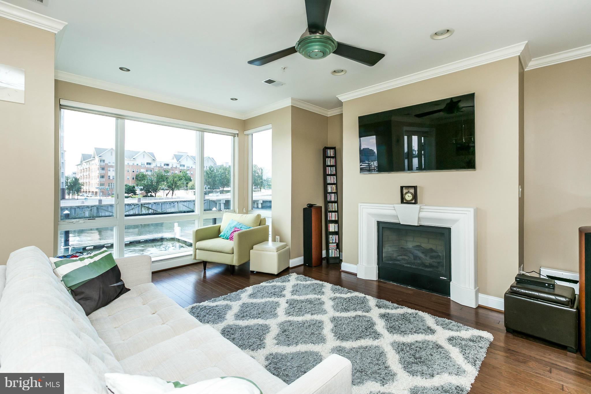 HARBORVIEW - Residential Lease