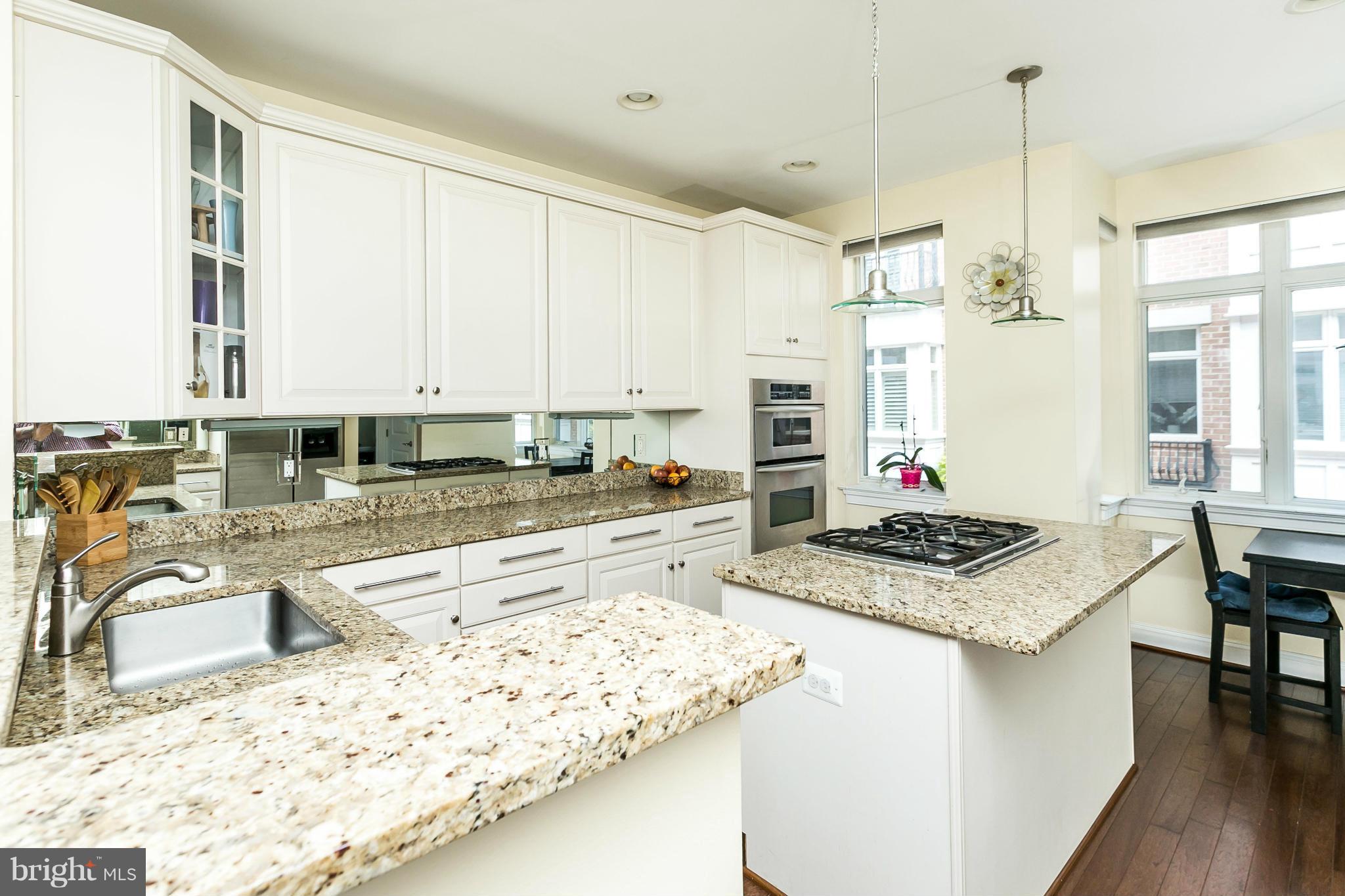 HARBORVIEW - Residential Lease