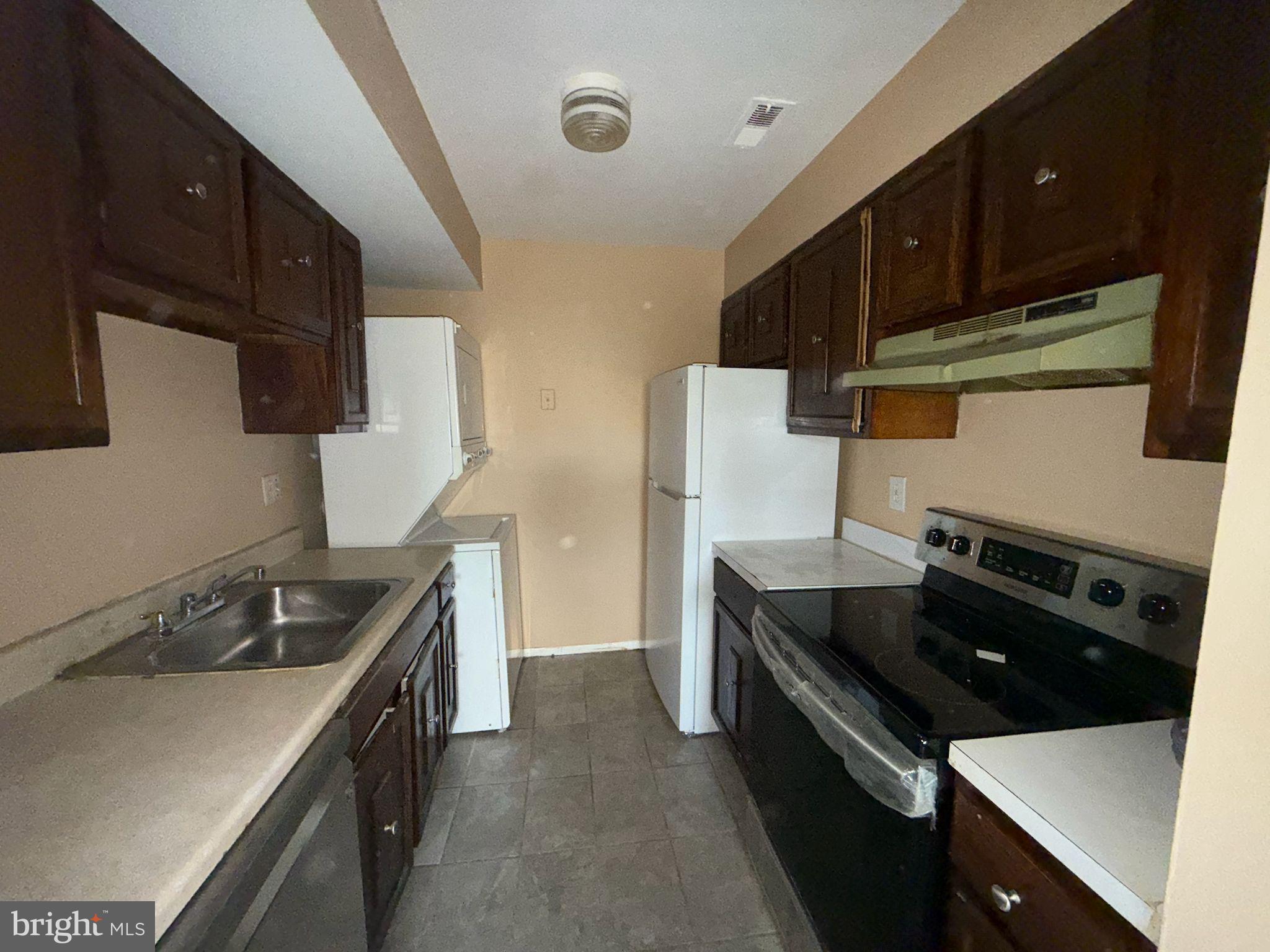 WOODBRIDGE - Residential