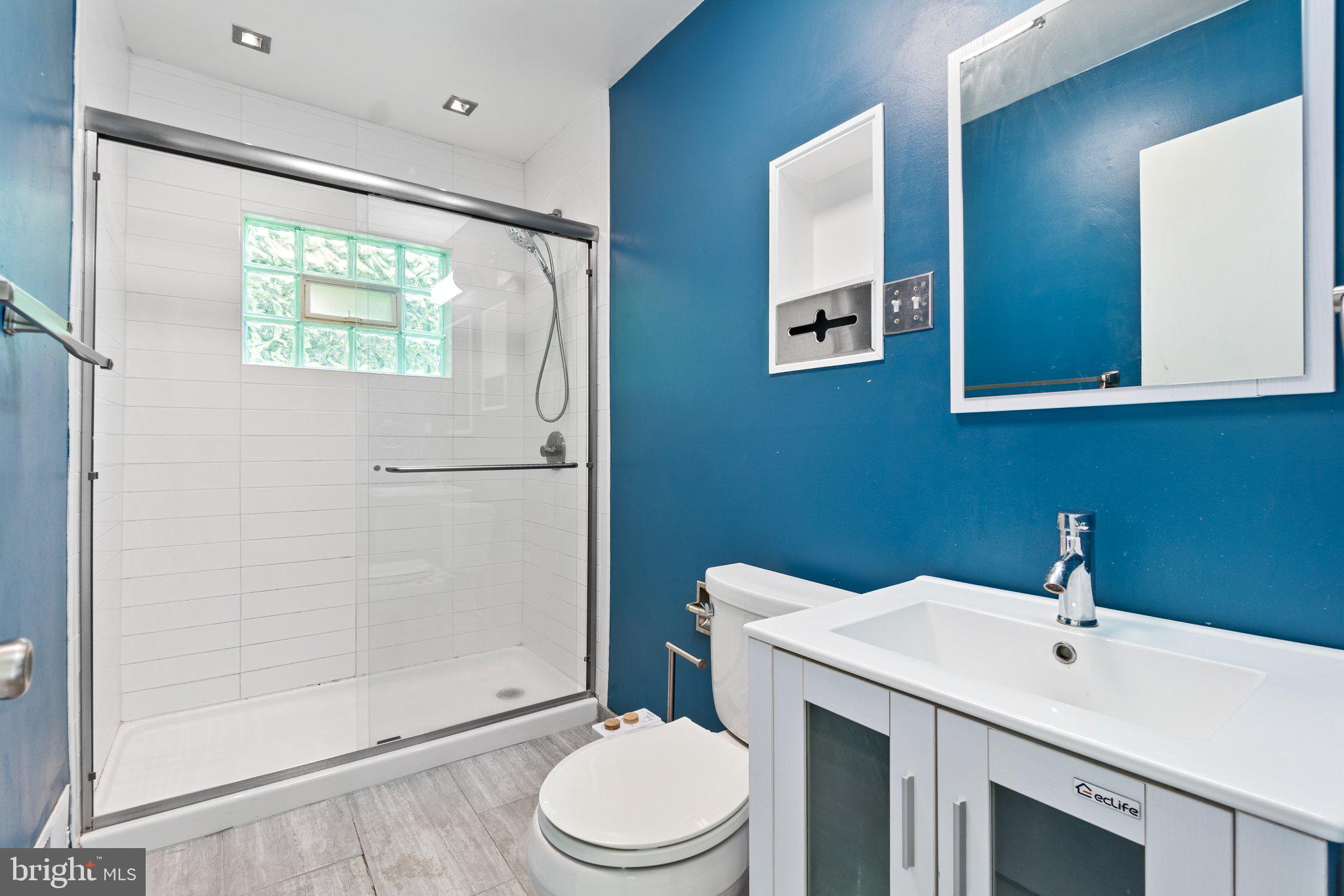 HUNGERFORD - Residential Lease