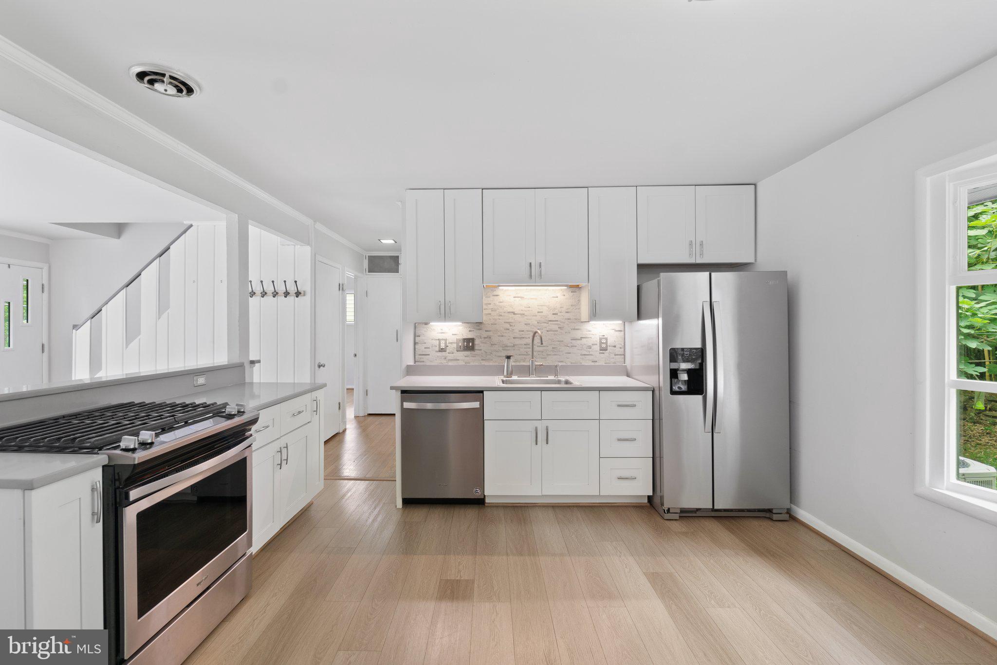 HUNGERFORD - Residential Lease