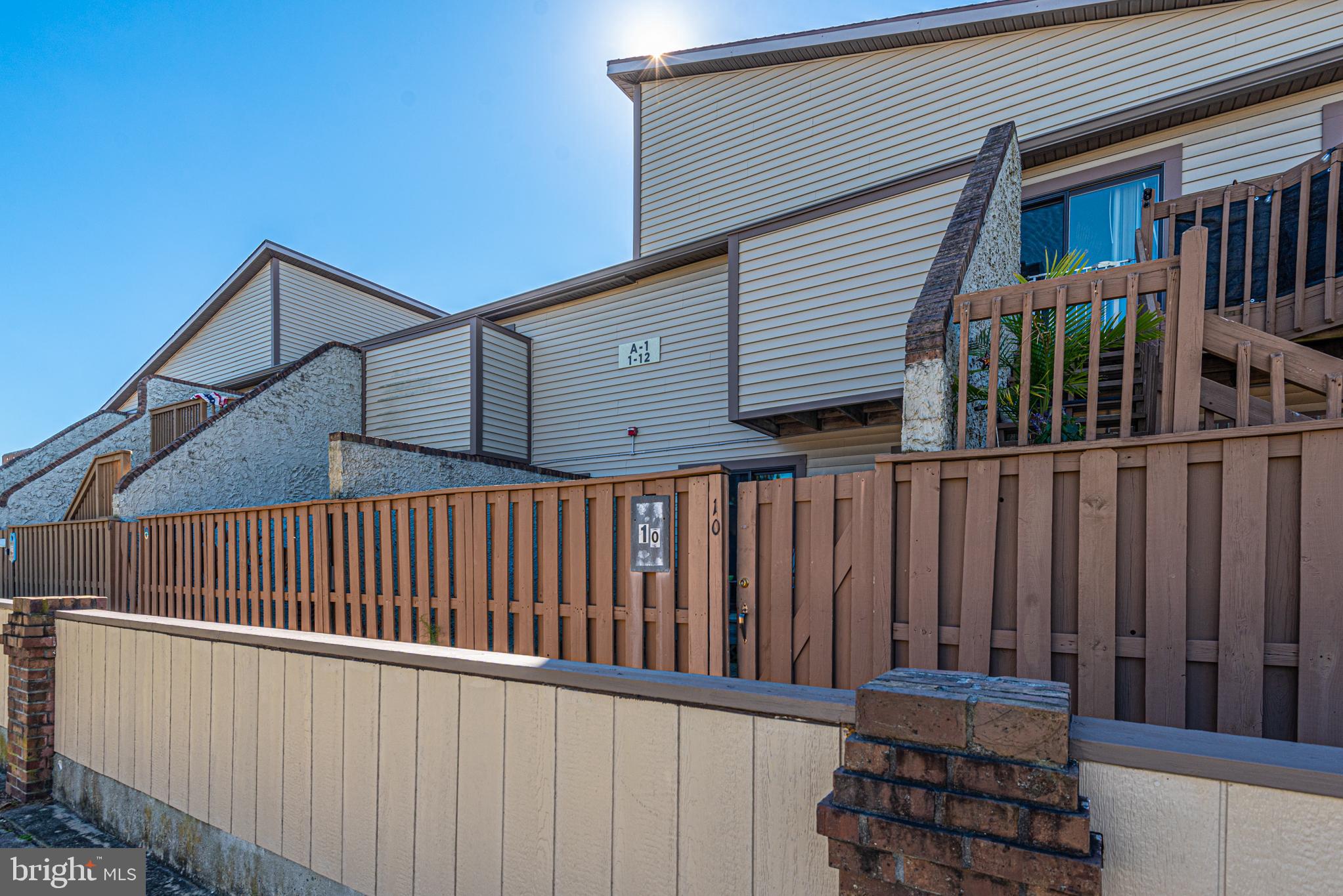 CLUB OCEAN VILLAS II - Residential