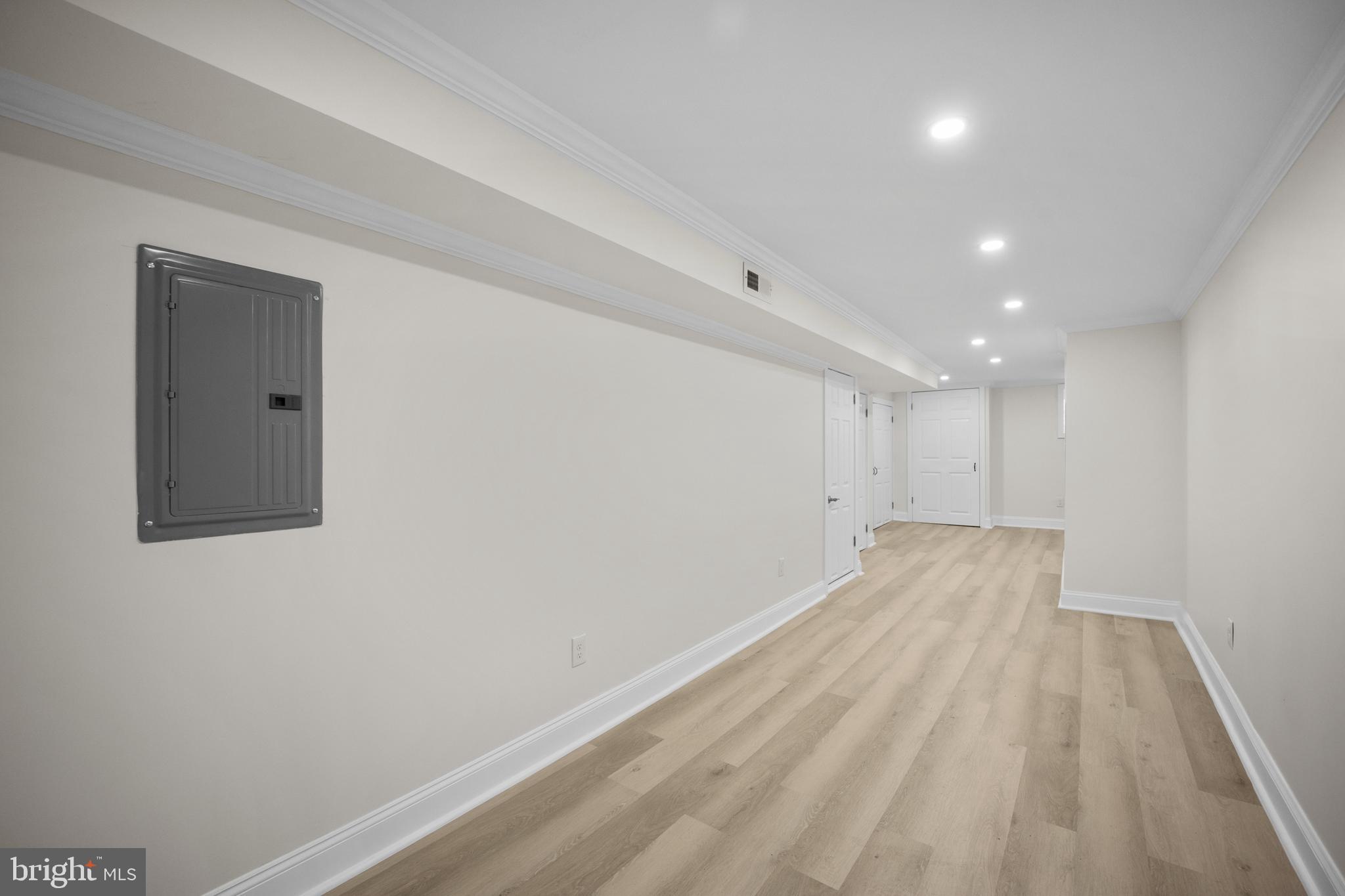 WEST OAK LANE - Residential