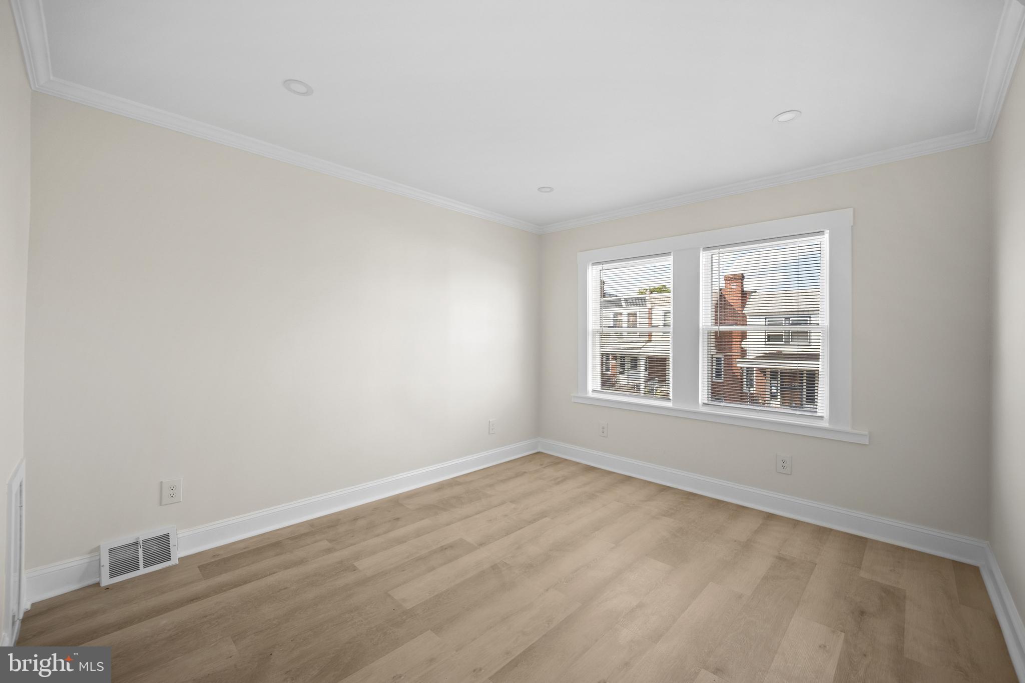 WEST OAK LANE - Residential