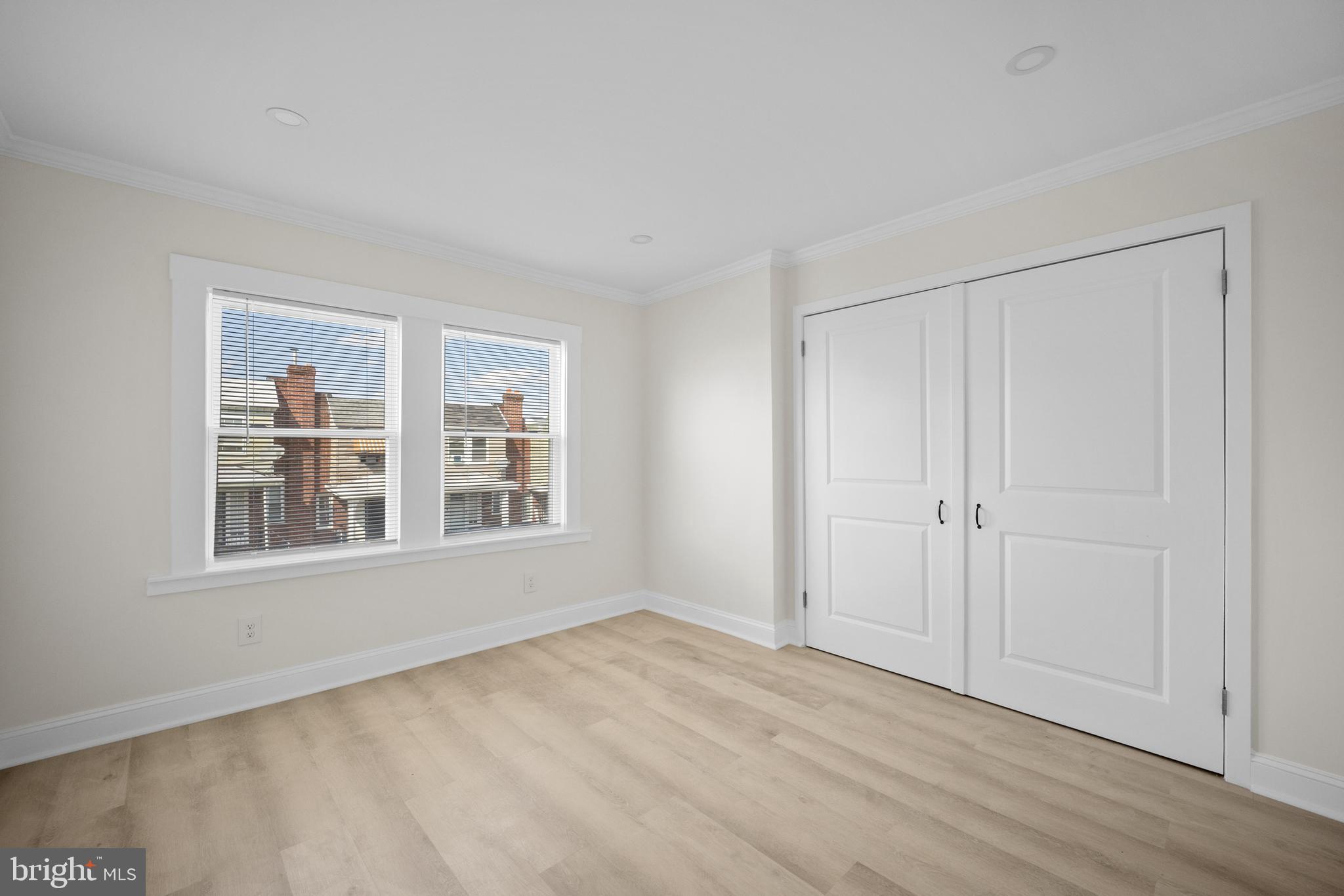 WEST OAK LANE - Residential