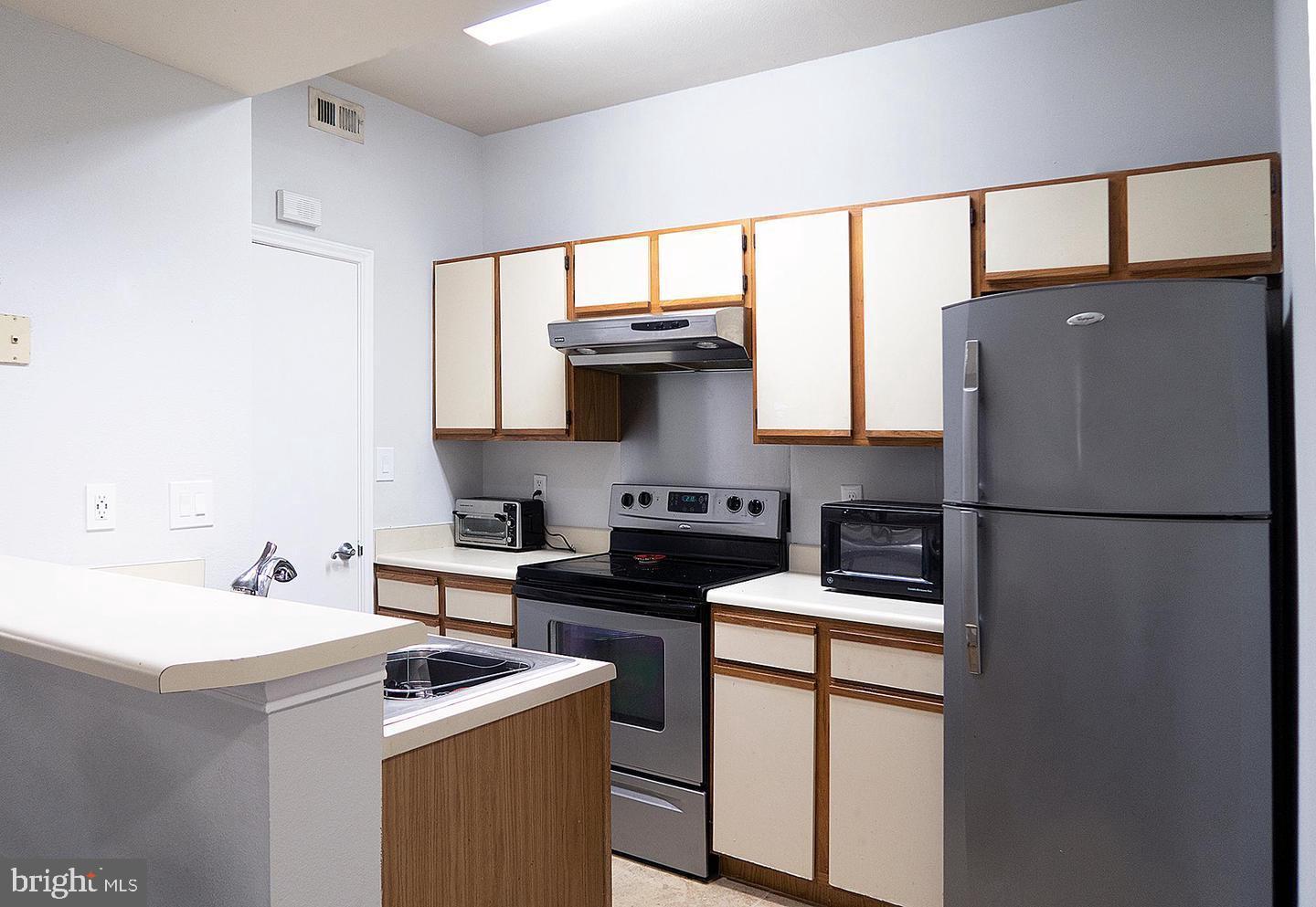 PENDERBROOK - Residential Lease