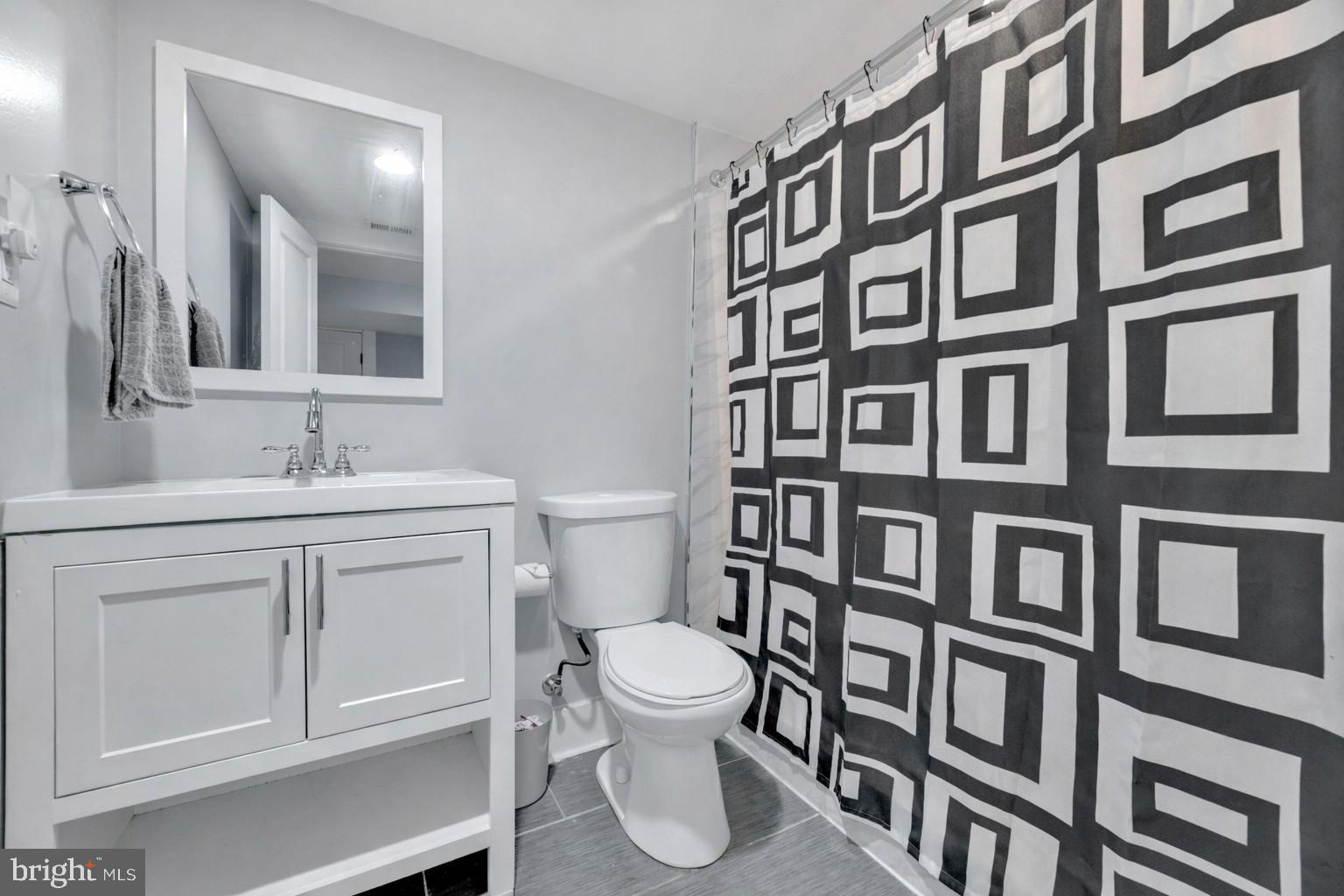 GLASSMANOR - Residential