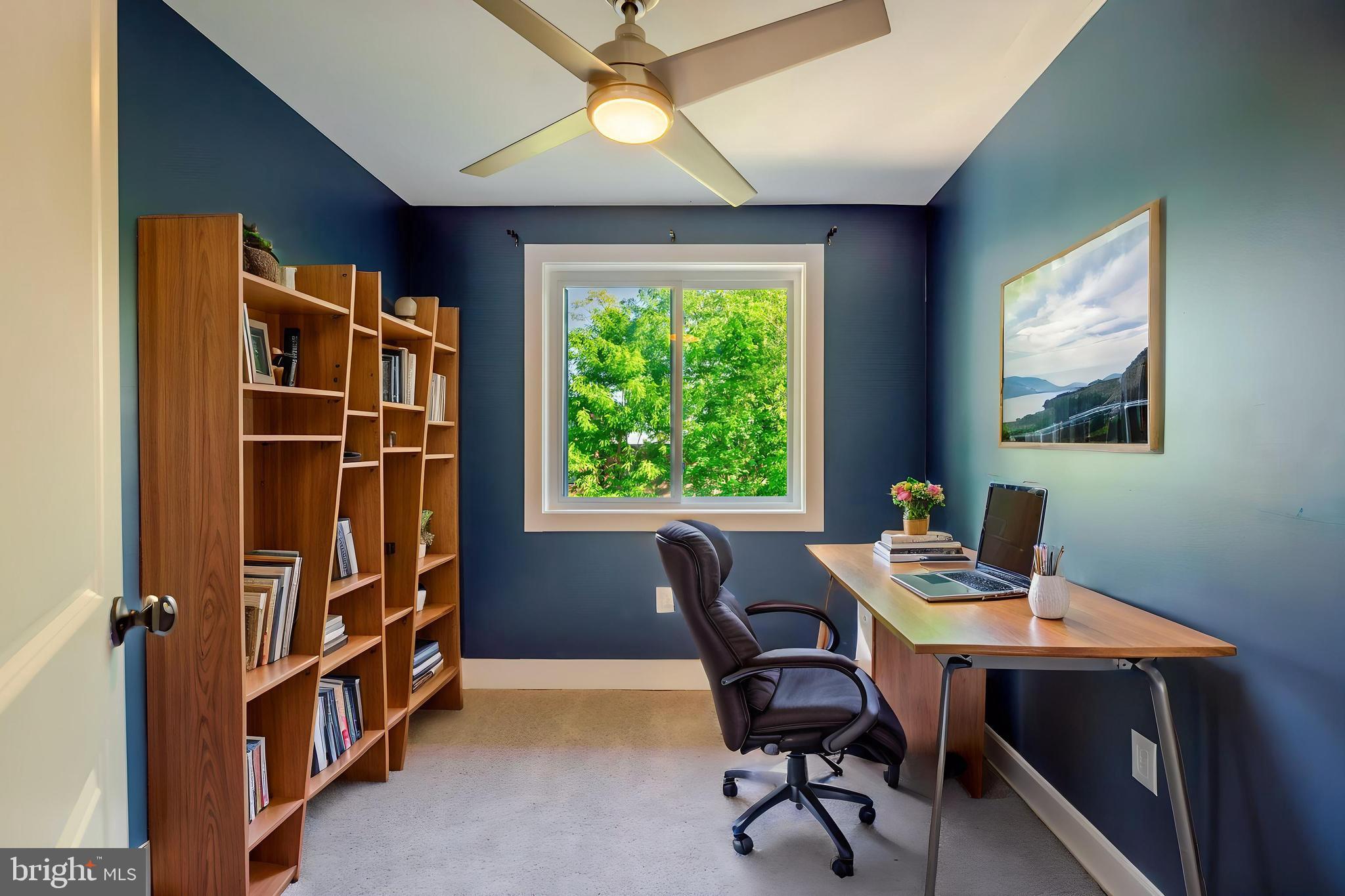 GLASSMANOR - Residential