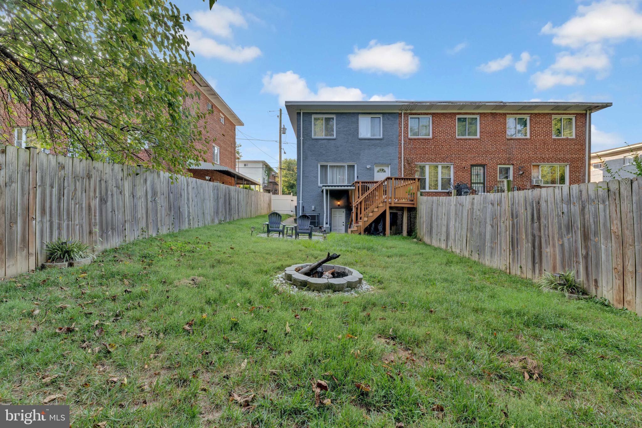 GLASSMANOR - Residential