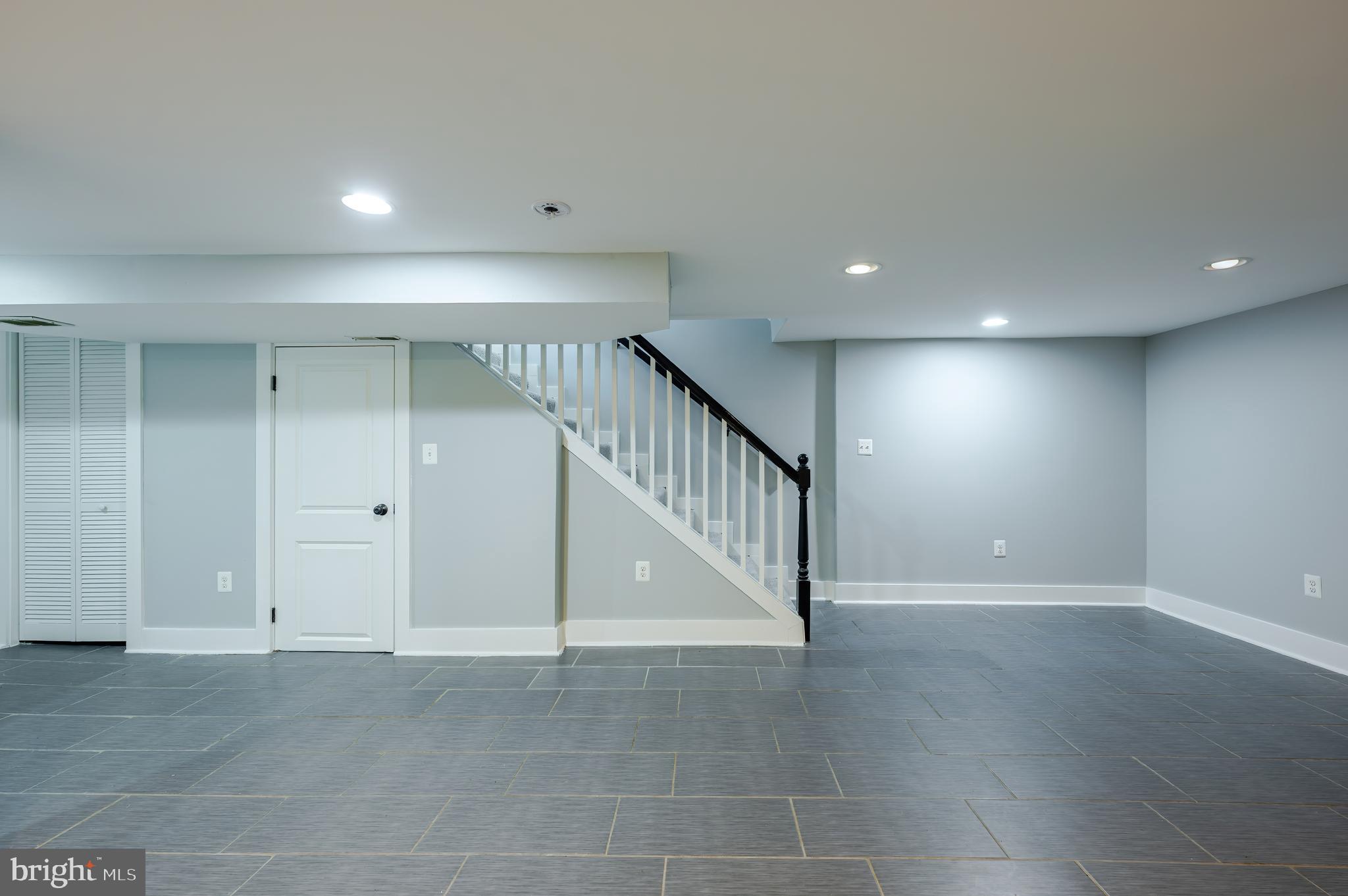 GLASSMANOR - Residential