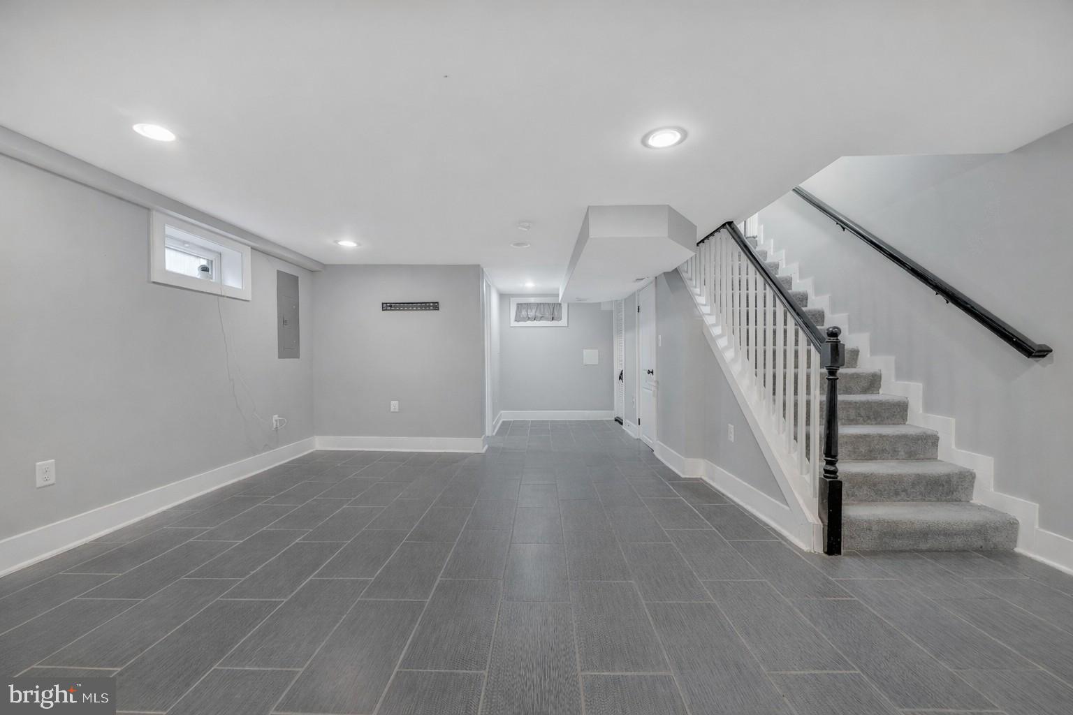 GLASSMANOR - Residential