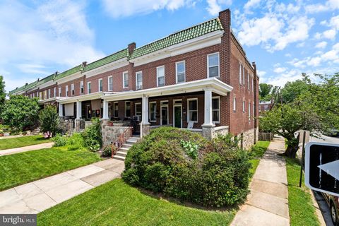 Townhouse For Sale - 3733 Beech Avenue<br/> BALTIMORE, MD 21211