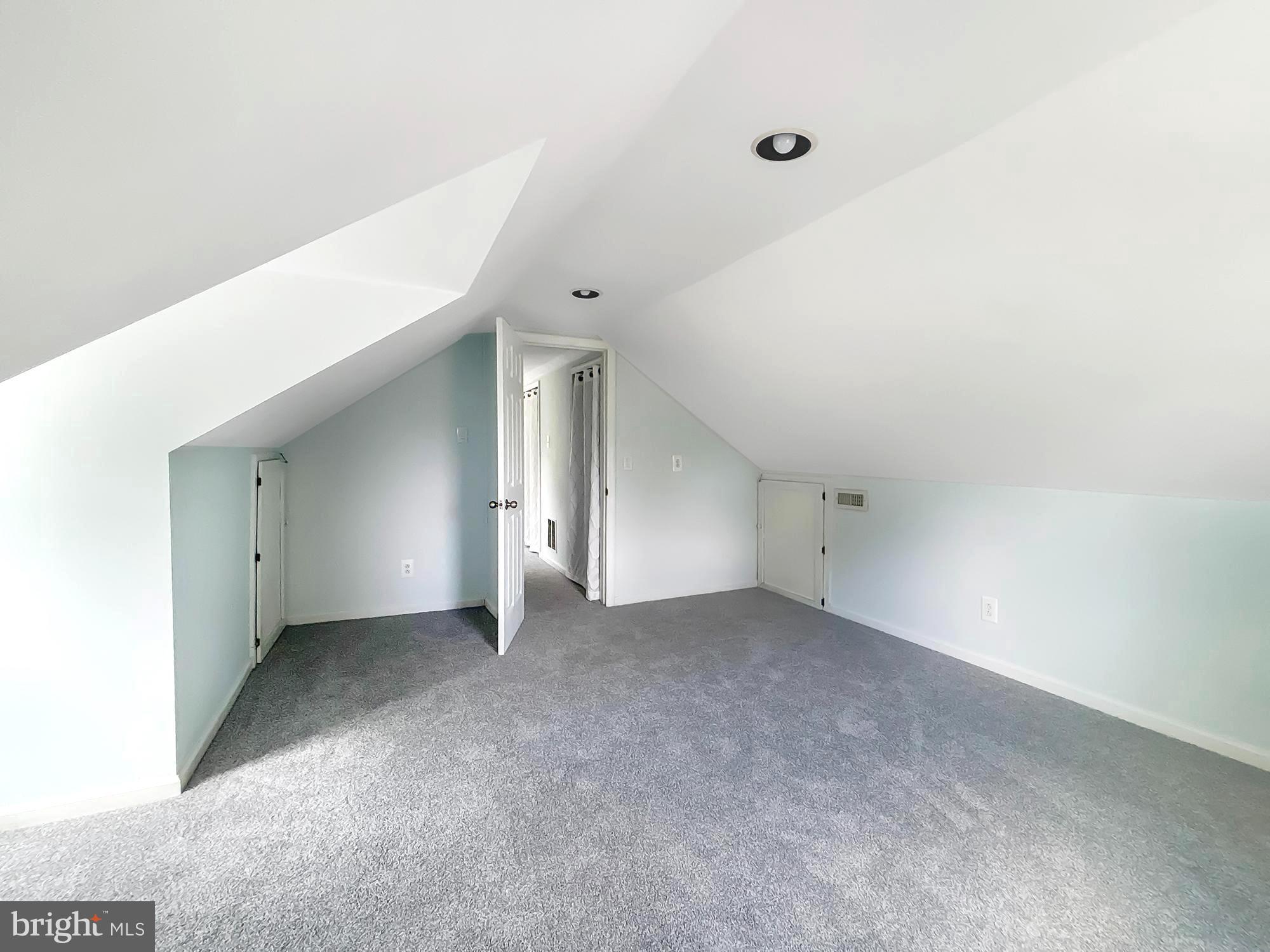 WASHINGTON HGTS - Residential