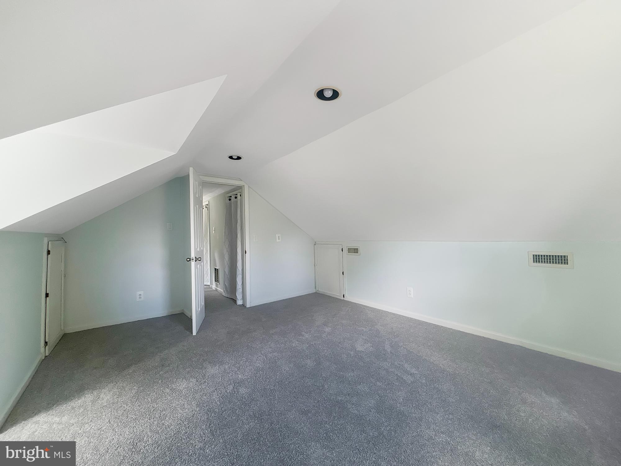 WASHINGTON HGTS - Residential