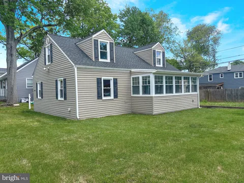 347 Prospect Avenue, Morrisville, PA MLS: PABU2094982