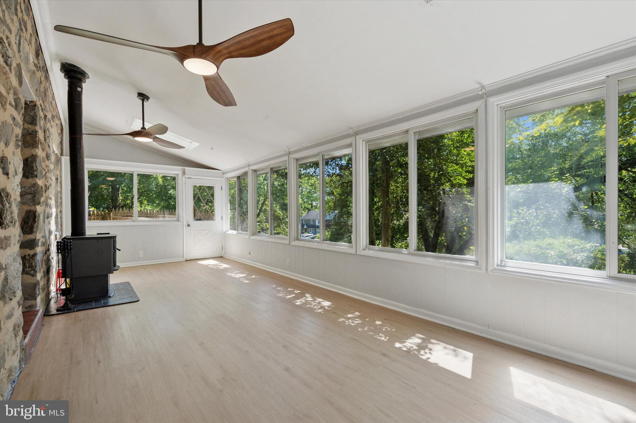 PENN WYNNE - Residential Lease