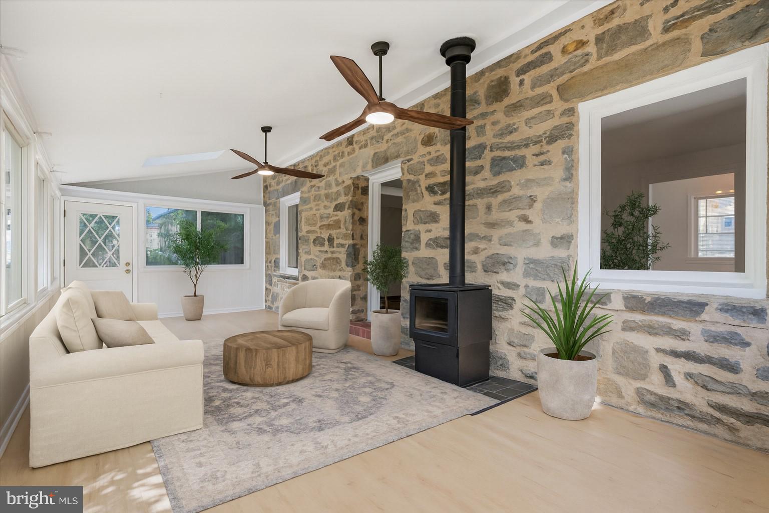 PENN WYNNE - Residential Lease