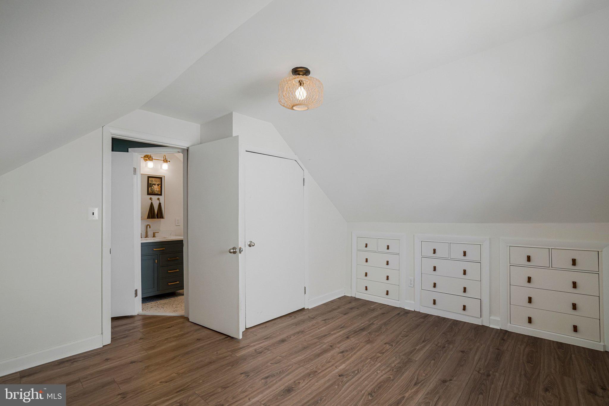 CHERRYDALE - Residential