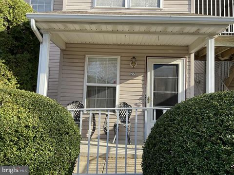 22 FAULKNER CT BURLINGTON TOWNSHIP NJ 08016