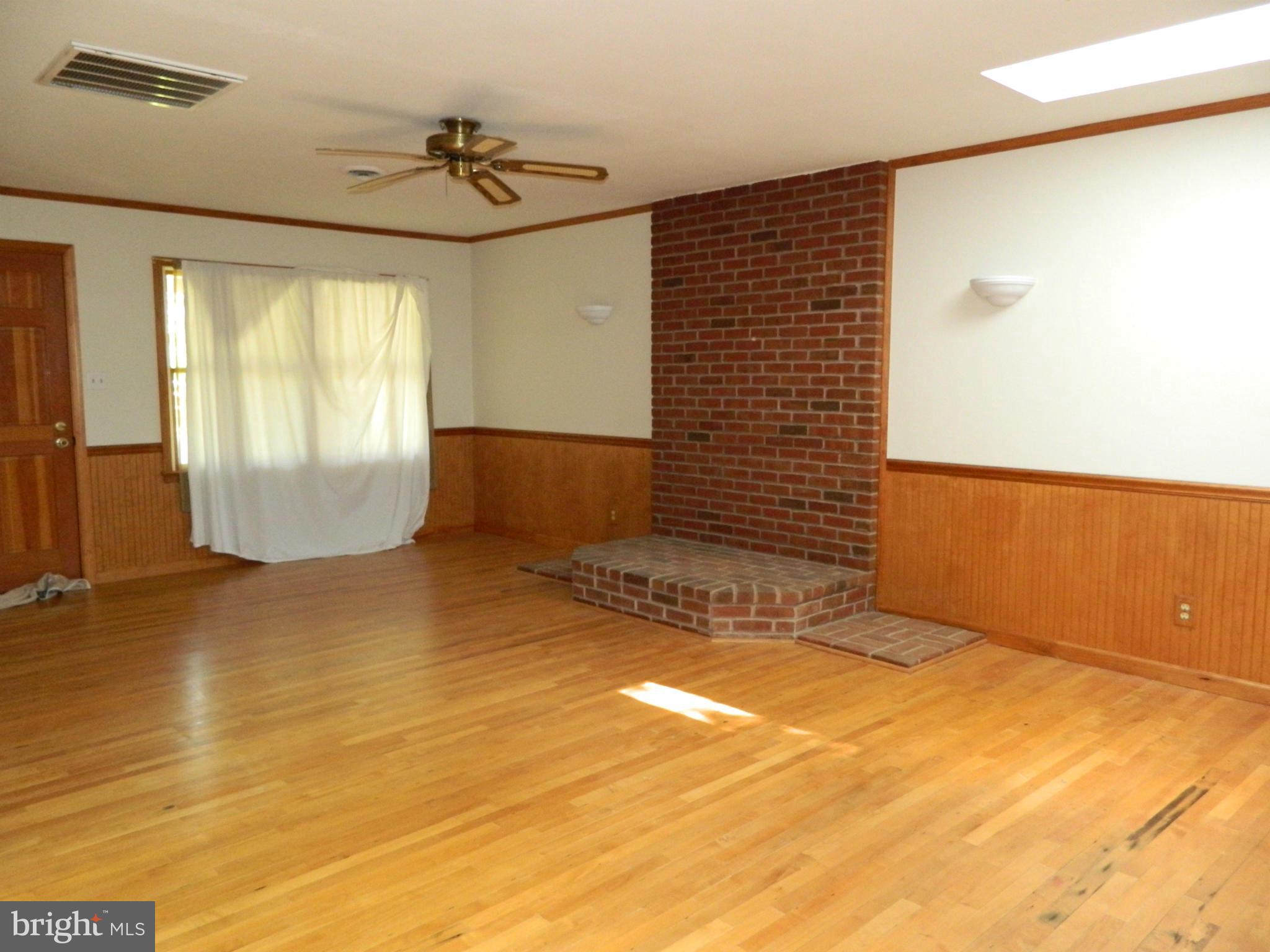 CHANCELLOR GREEN - Residential Lease