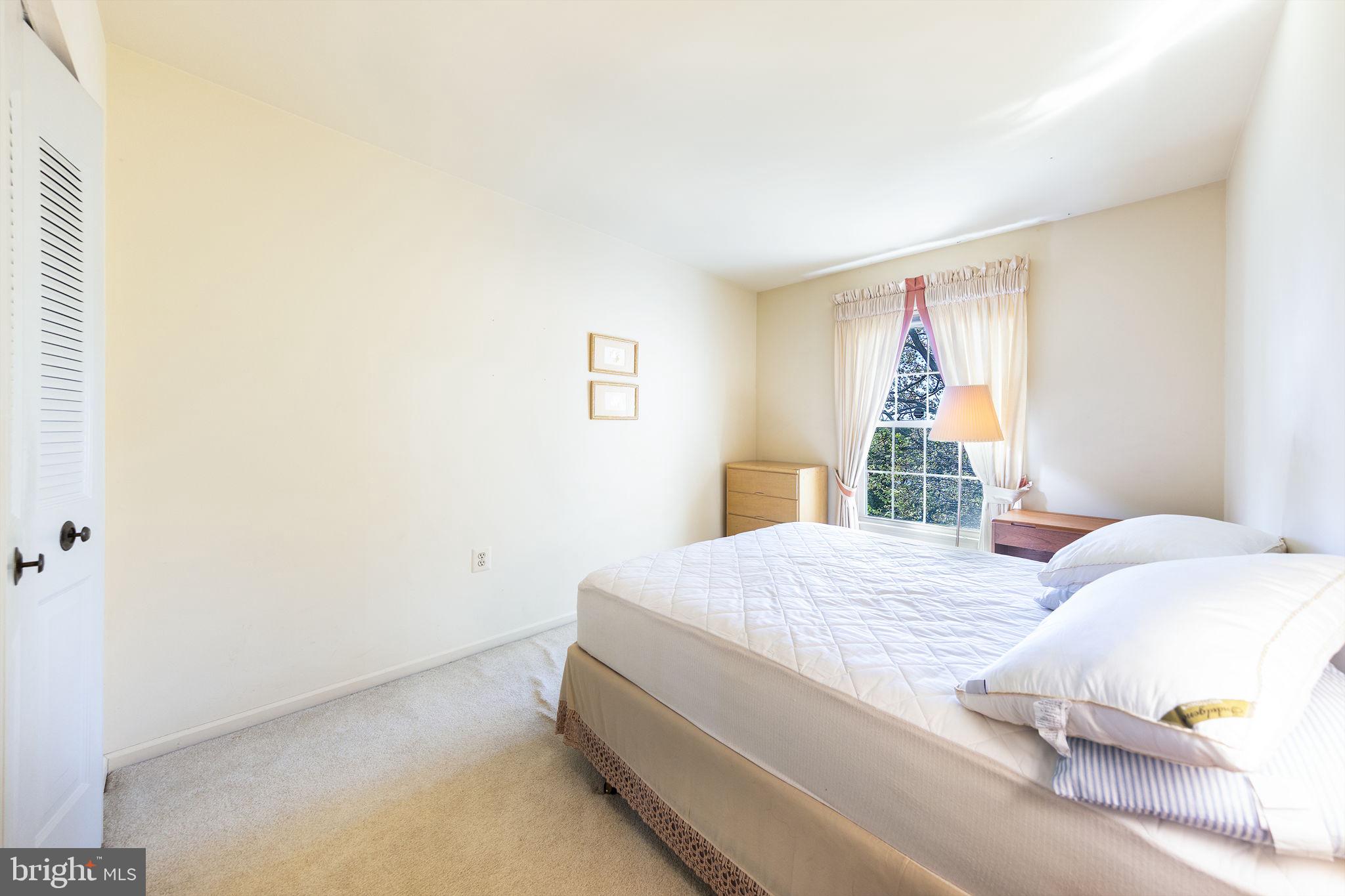 PINECREST - Residential Lease