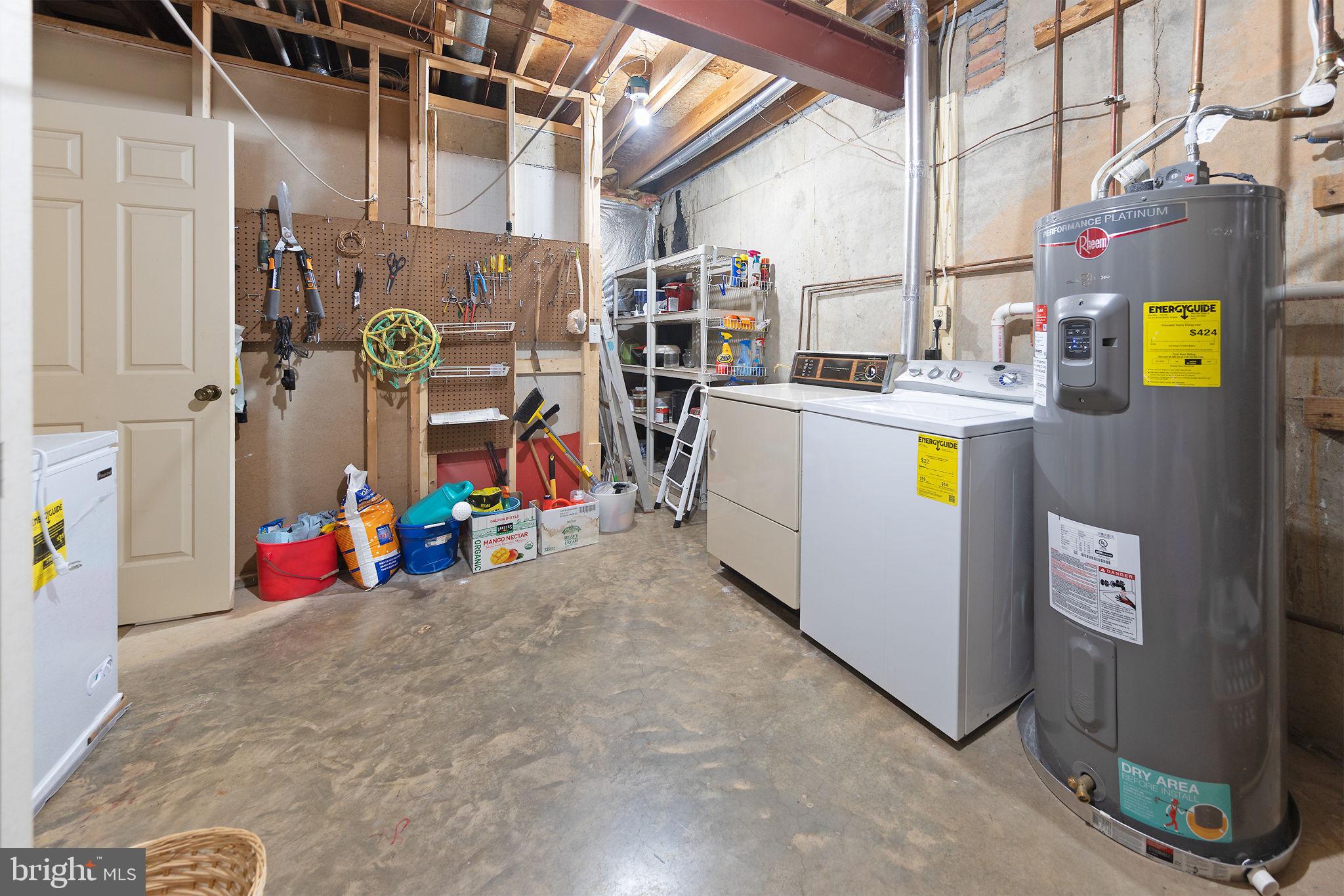 PINECREST - Residential Lease