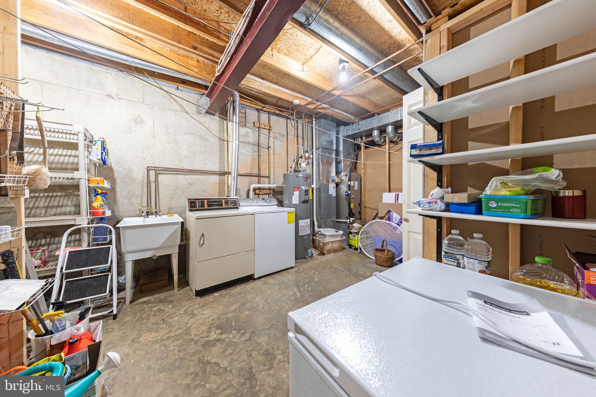 PINECREST - Residential Lease