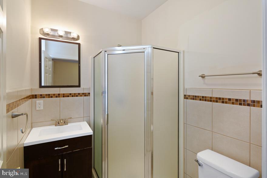 POINT BREEZE - Residential Lease