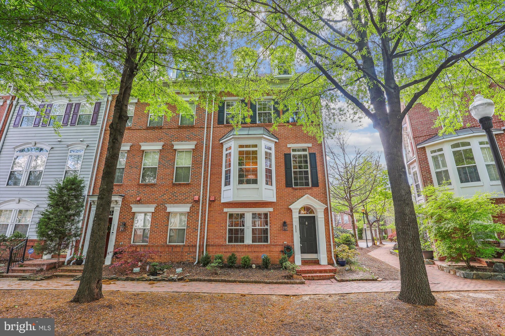 CAMERON STATION - Residential